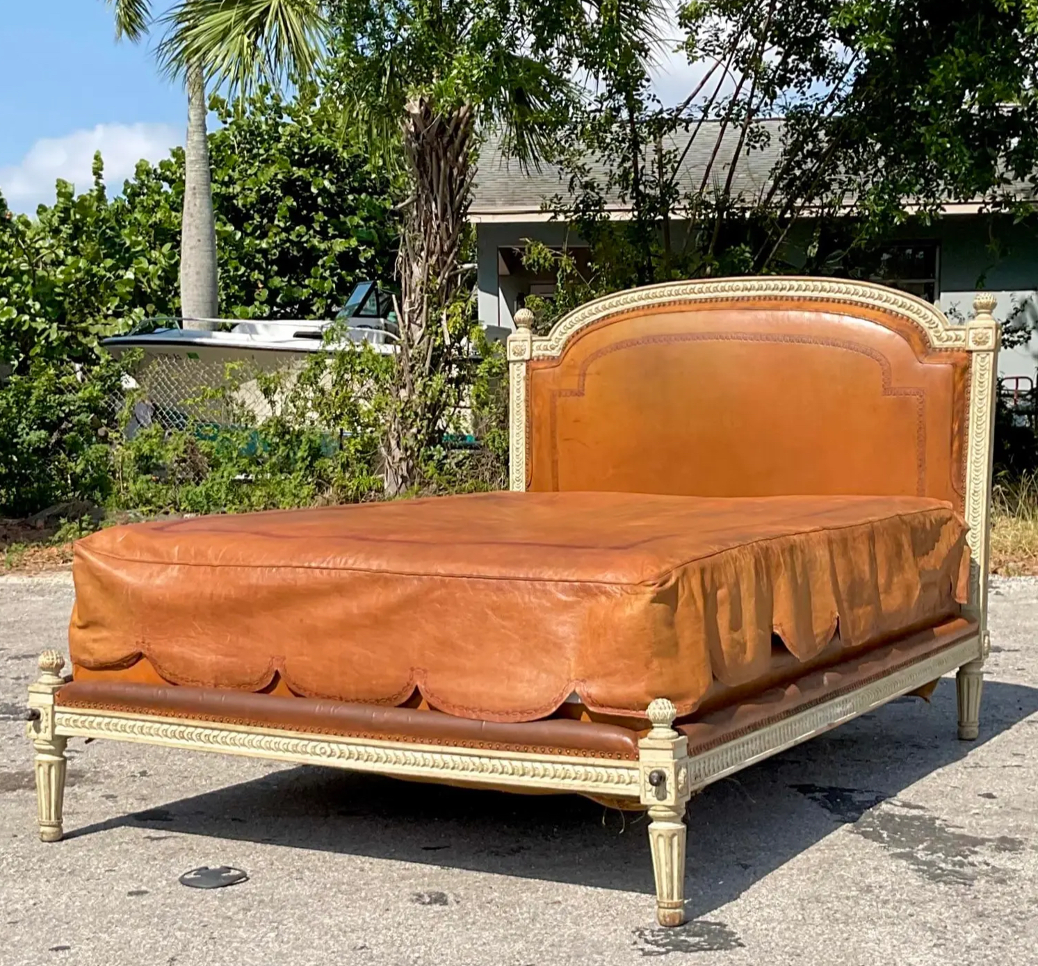 Vintage Regency Embossed Leather Daybed - Top view