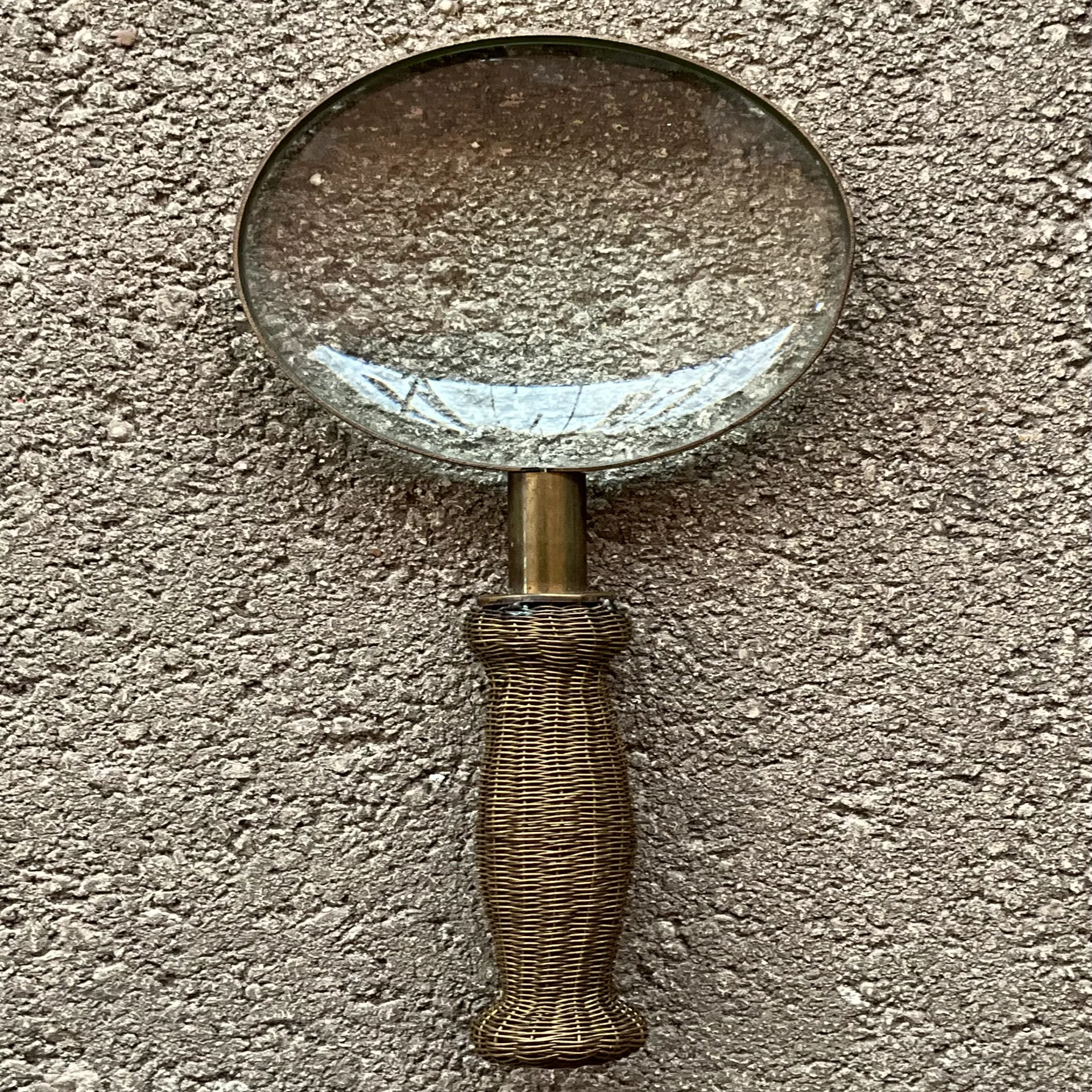 Vintage Woven Magnifying Glass  - Back view