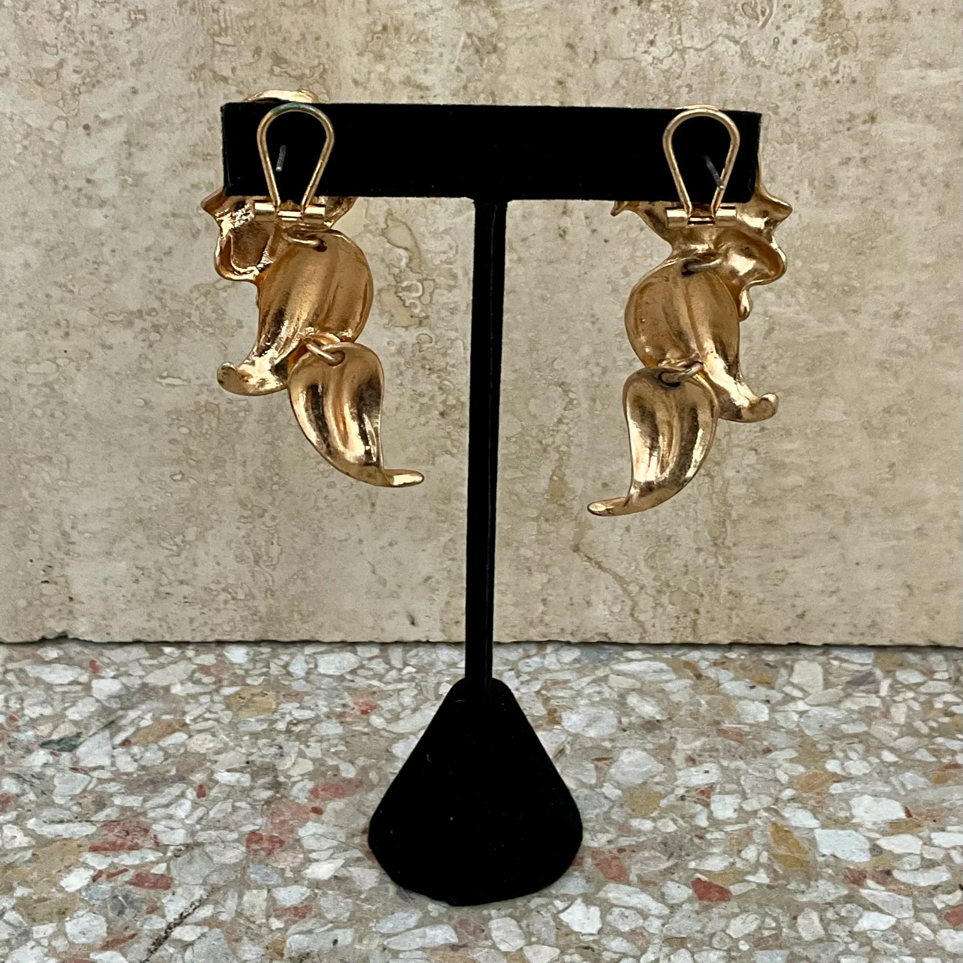    Vintage Golden Leaf Tassel Earrings - Side view