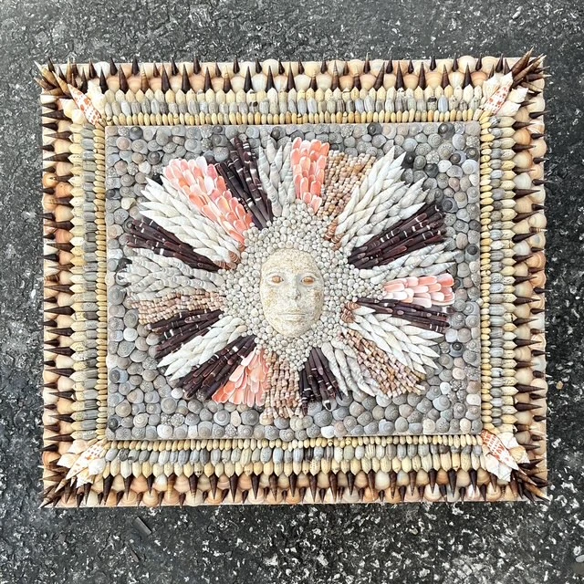 Vintage Coastal Shell Encrusted Wall Plaque - Detail view