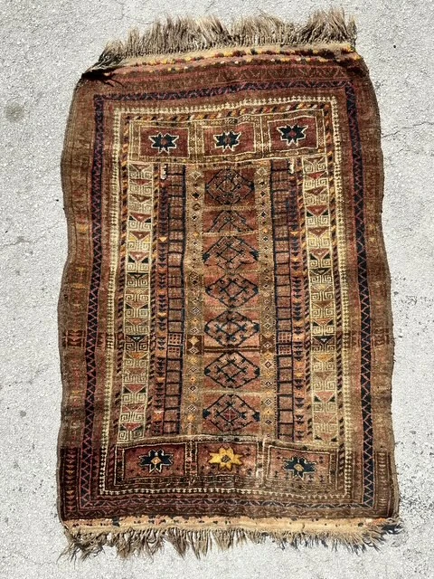 Vintage Boho Distressed Woven Wool Rug - Back view