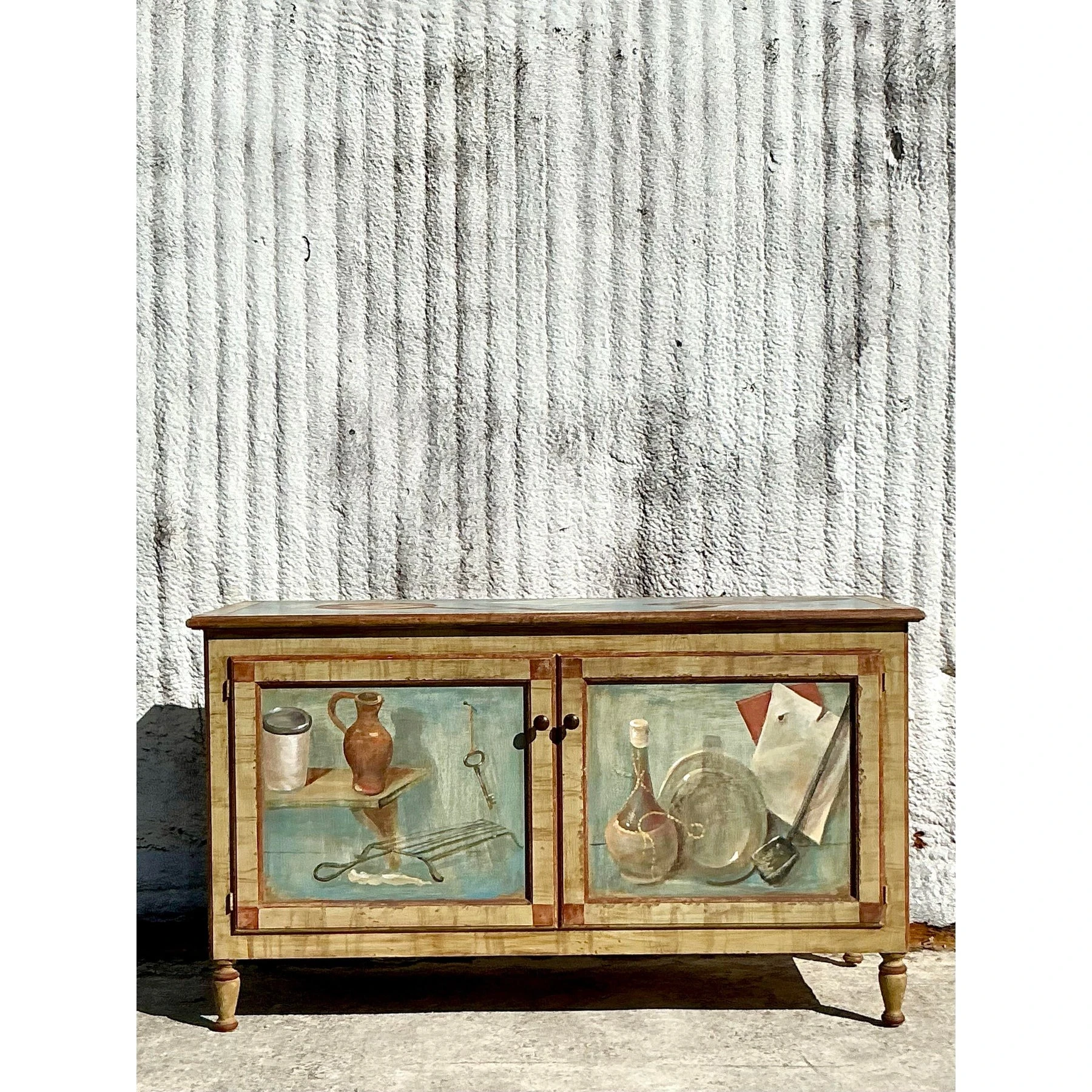 Vintage Regency Hand Painted Cabinet - Detail view