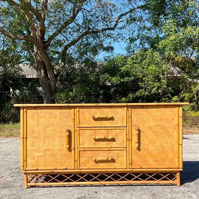 Vintage Coastal Parquet Rattan Credenza - Detail view