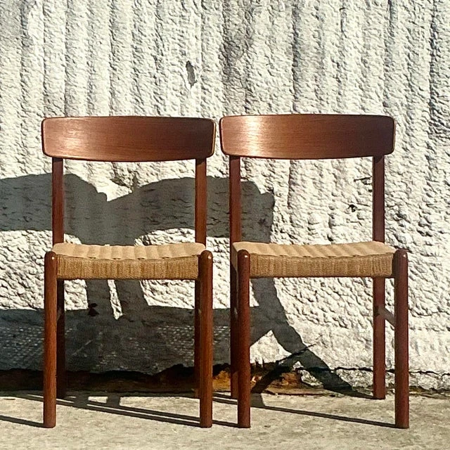 Vintage Mid-Century Modern Woven Rope Dining Chairs - Set of 2 - Side view