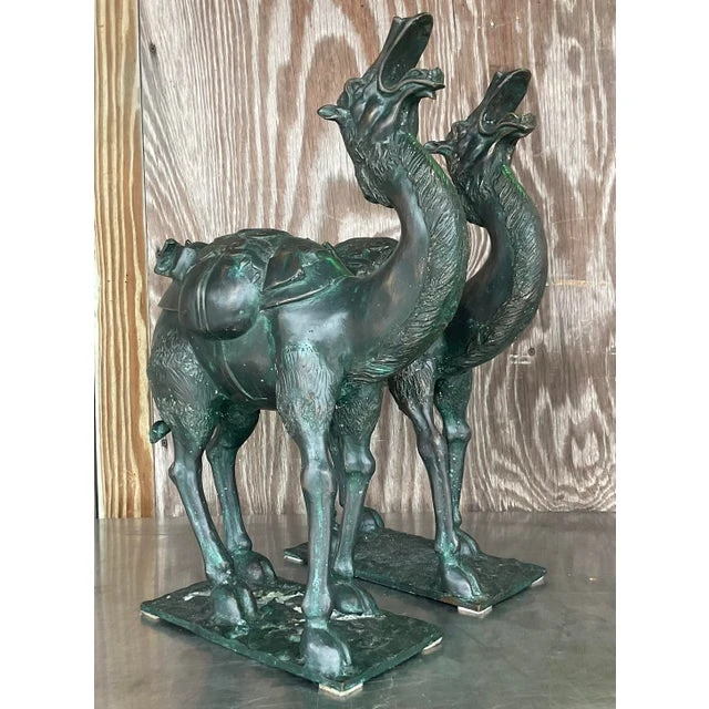 Vintage Boho Patinated Bronze Camels - a Pair - Detail view