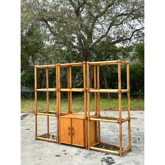 Vintage Coastal Rattan Etagere - Set of 3 - Detail view