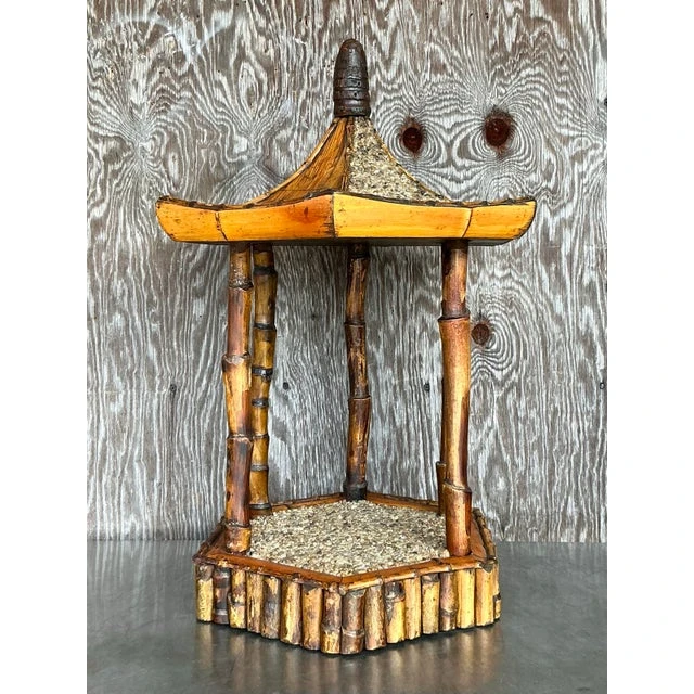 Vintage Coastal Rattan Pagoda Pedestal - Detail view