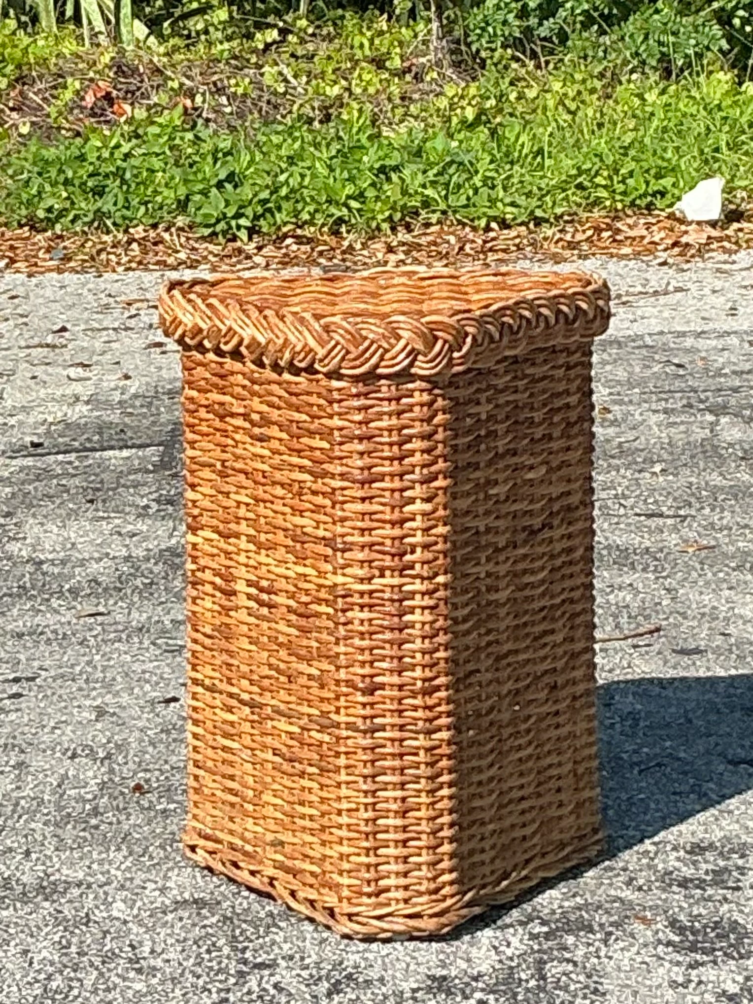 Vintage Coastal Braided Rattan Pedestal - Top view