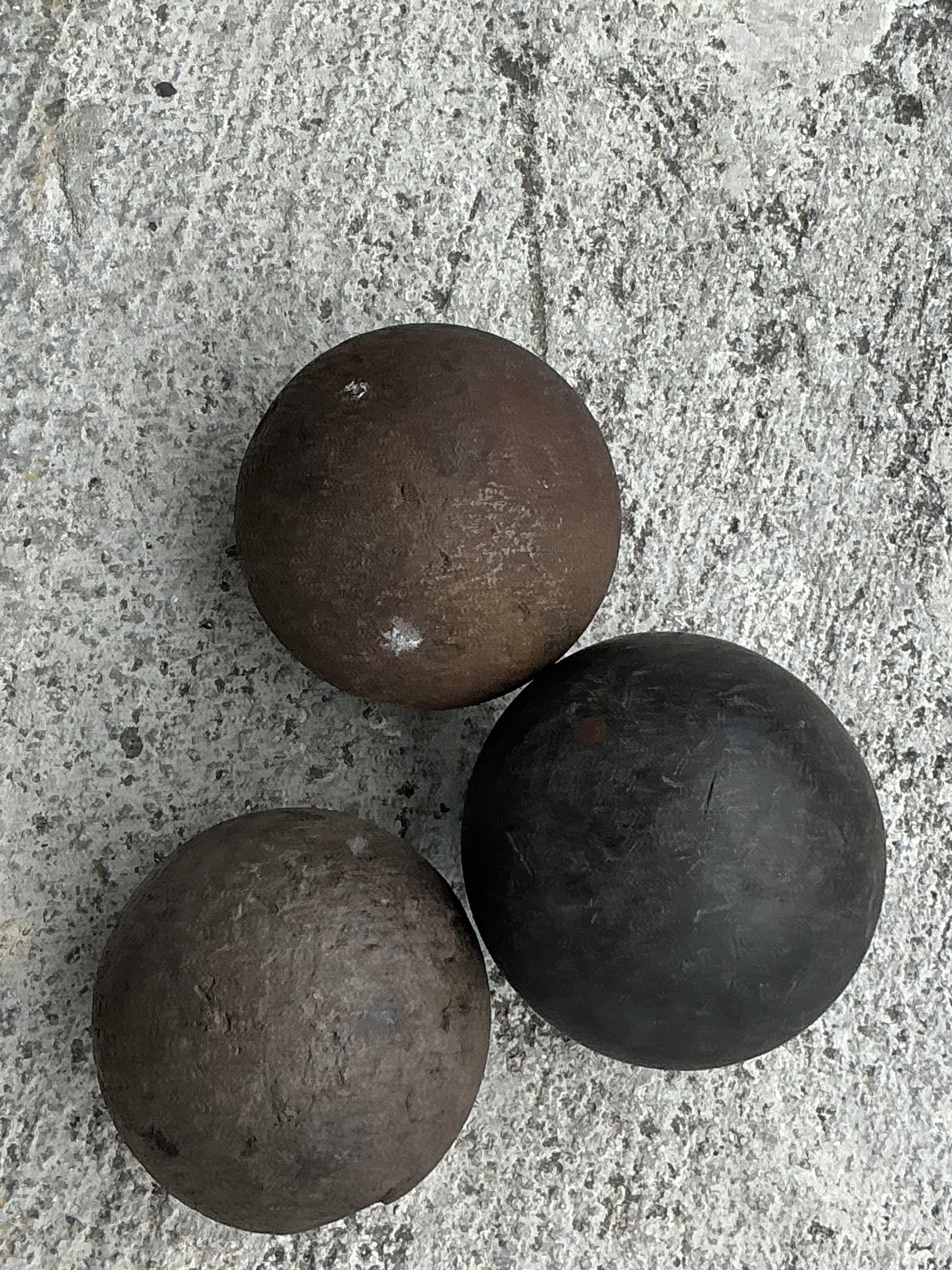 Vintage Boho Solid Iron Cannonballs - Set Of Three  - Back view