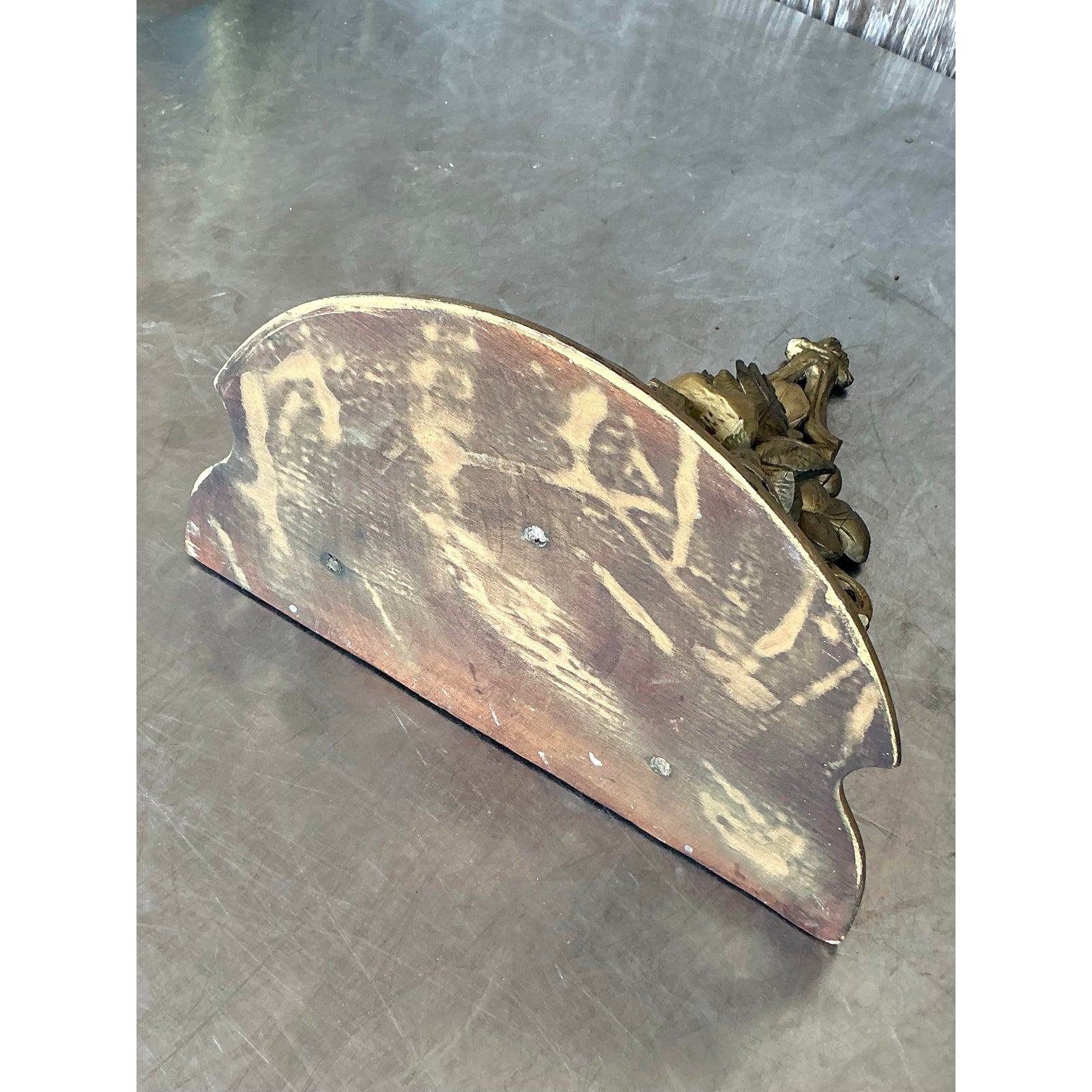 Vintage Regency Carved Wood Gilt Bracket - Top view