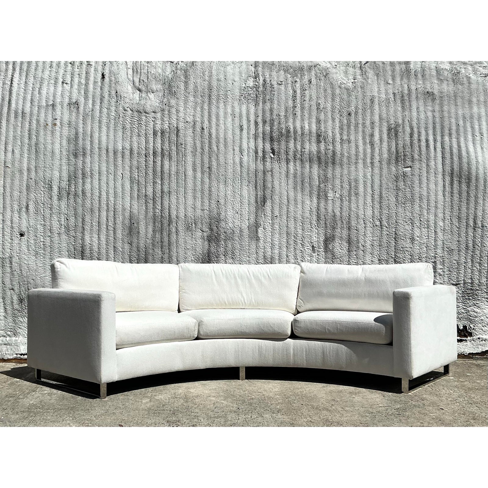 Vintage Boho Milo Baughman for Thayer Coggin Angled Sofa - Detail view