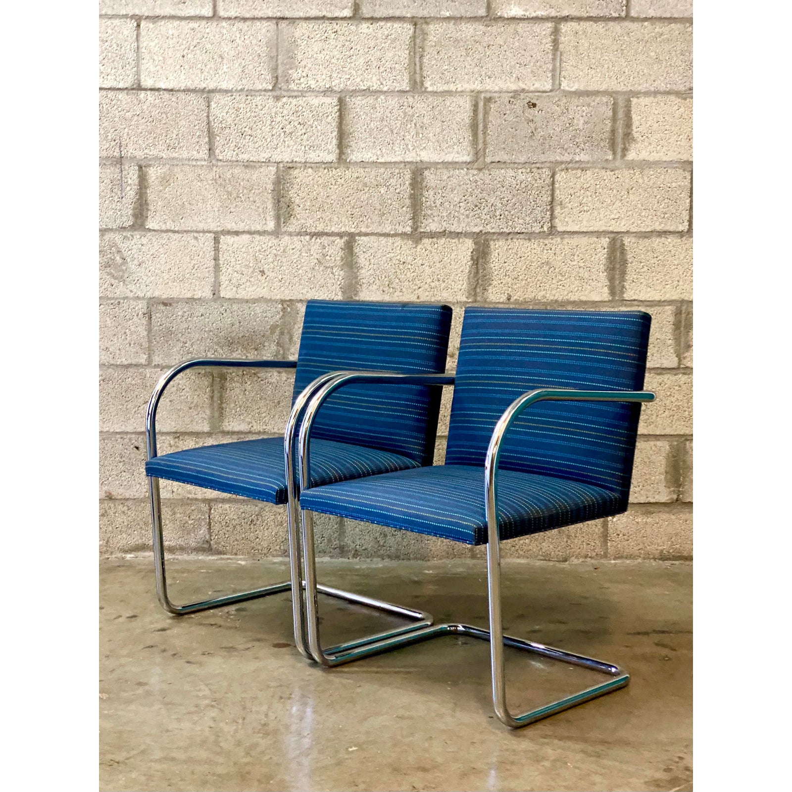 Vintage Midcentury Knoll Tubular Brno Chairs - a Pair - Detail view