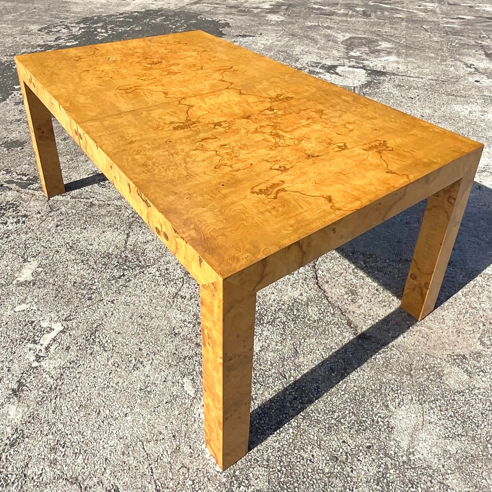 1970s Vintage Boho Tagged Milo Baughman for Thayer Coggin Dining Table - Detail view