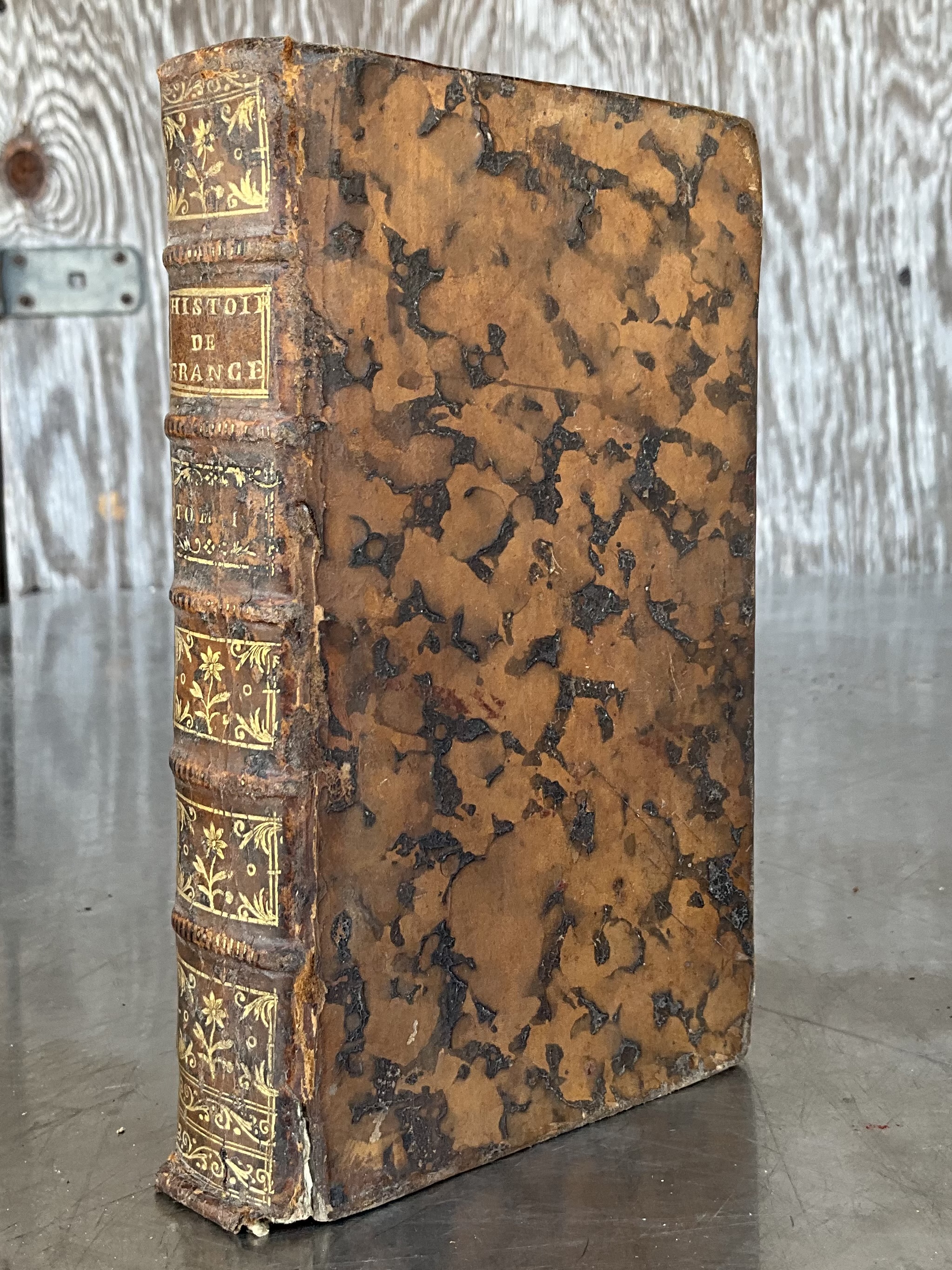 Vintage Histoire De France (1760s) - Top view