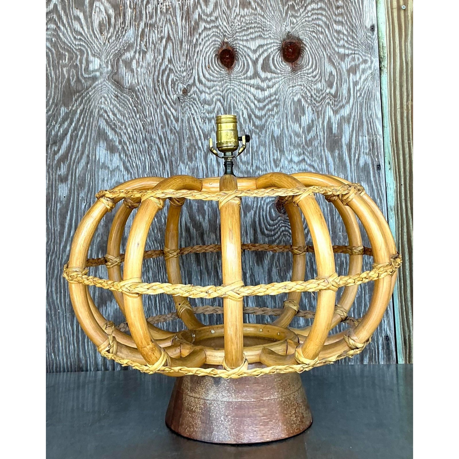 Vintage Coastal Bent Rattan Lamp - Detail view