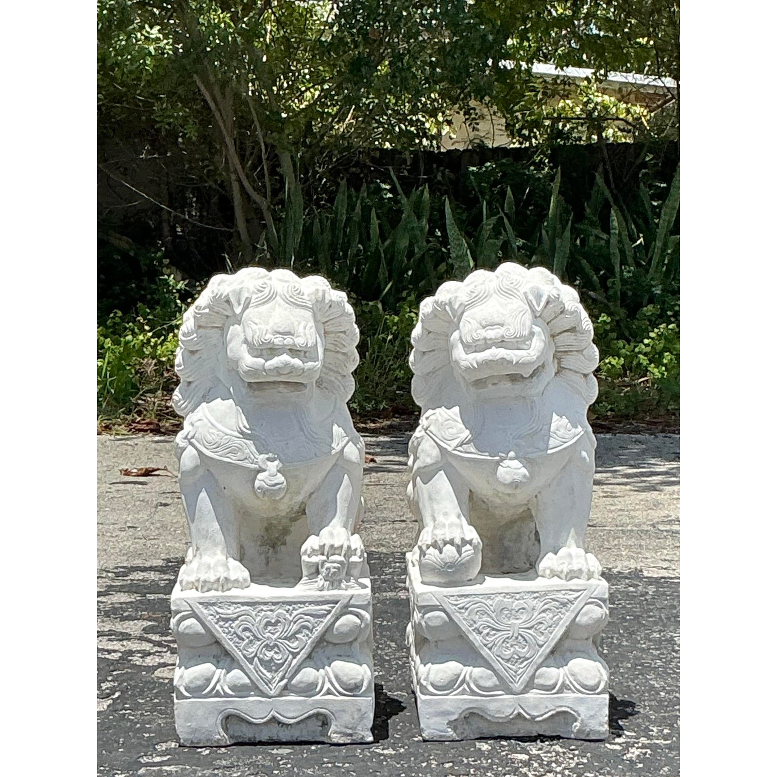 Vintage Boho Monumental Carved Stone Foo Dogs - A Pair - Detail view