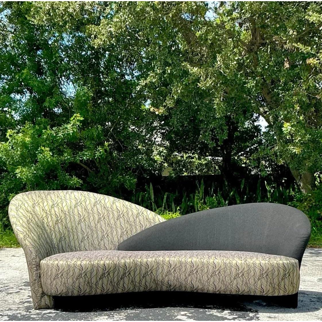 Vintage Postmodern Weiman Preview Biomorphic Sofa - Detail view