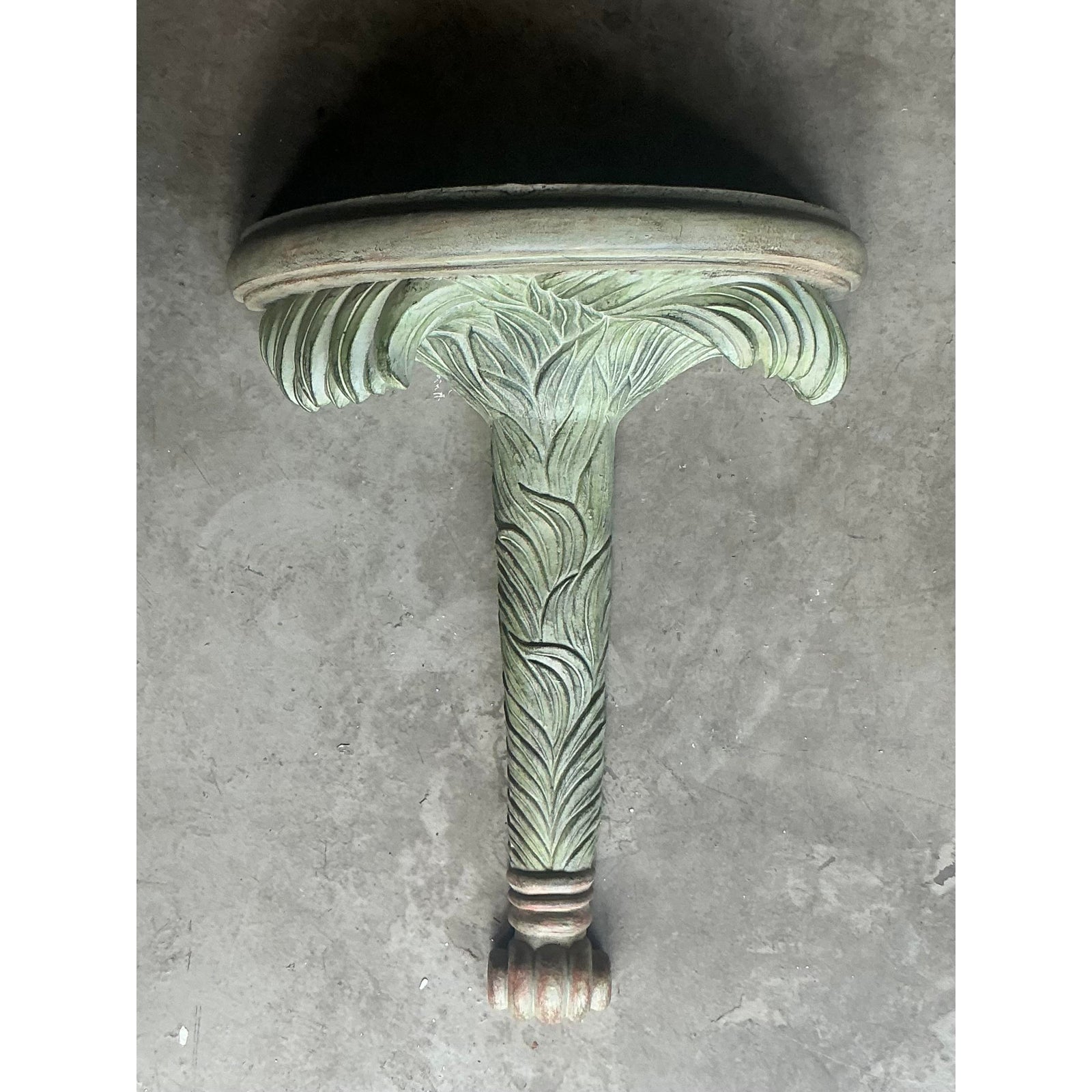 Vintage Coastal Carved Palm Frond Bracket - Top view