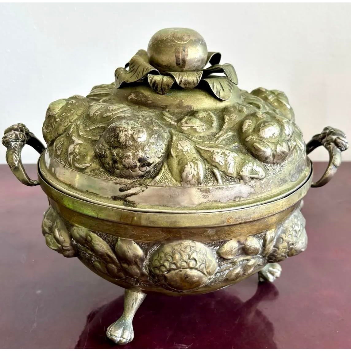 Vintage Regency Ornate Hammered Silver Fruit Tureen - Top view