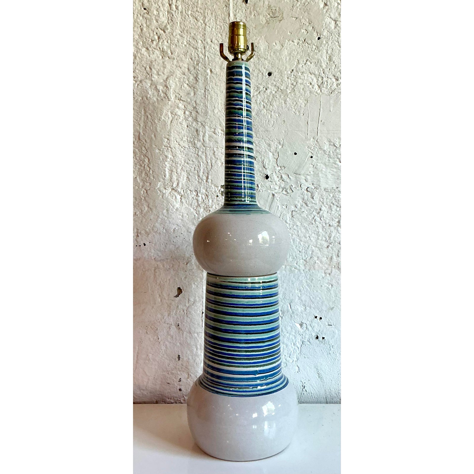 Vintage Mid 20th Century Martz Hand Painted Table Lamp - Side view