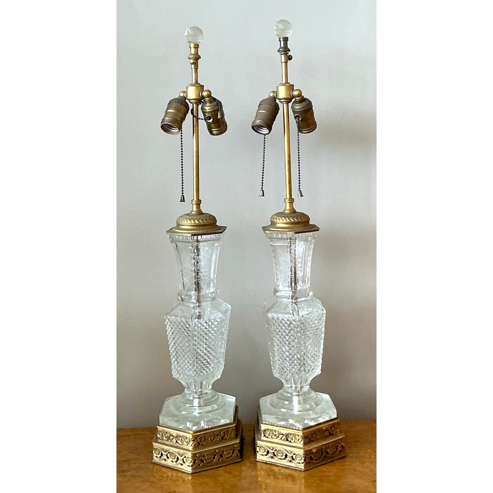 Vintage Regency Cut Crystal Lamps - A Pair - Detail view