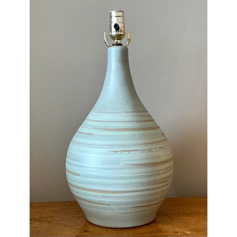 Vintage Mid 20th Century Martz Ceramic Lamp - Detail view