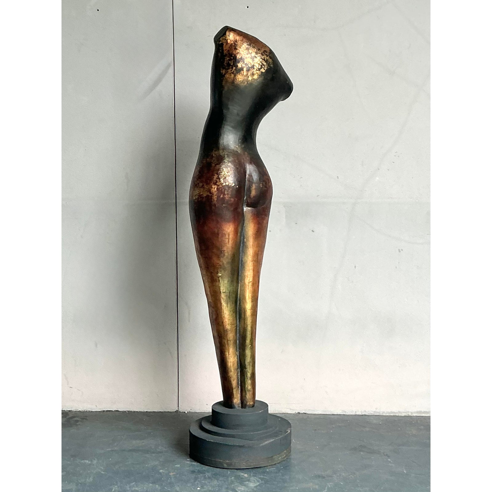 Vintage Boho Monumental Abstract Figurative Sculpture of Woman - Detail view