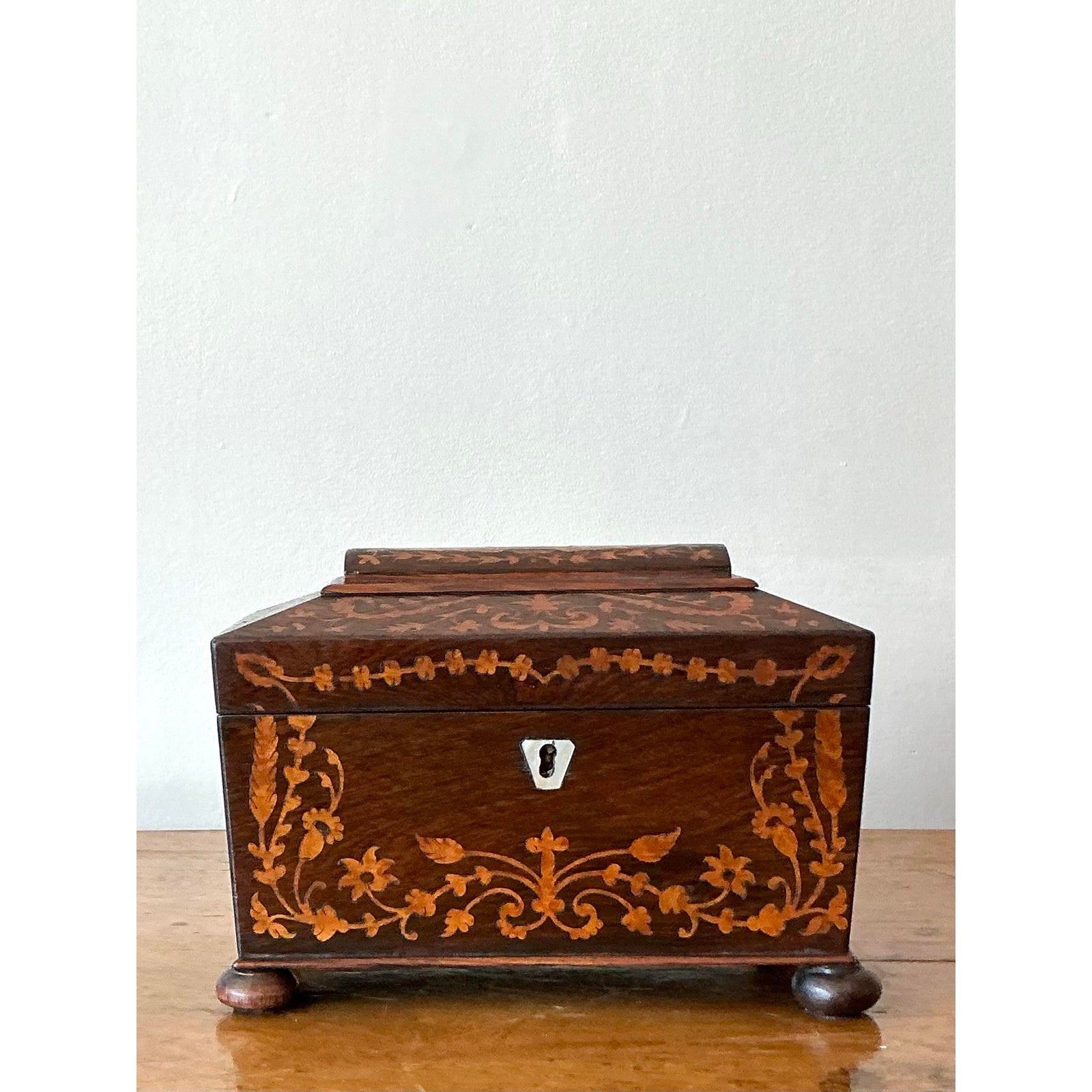 Vintage Boho 19th Century Marquetry Box - Detail view