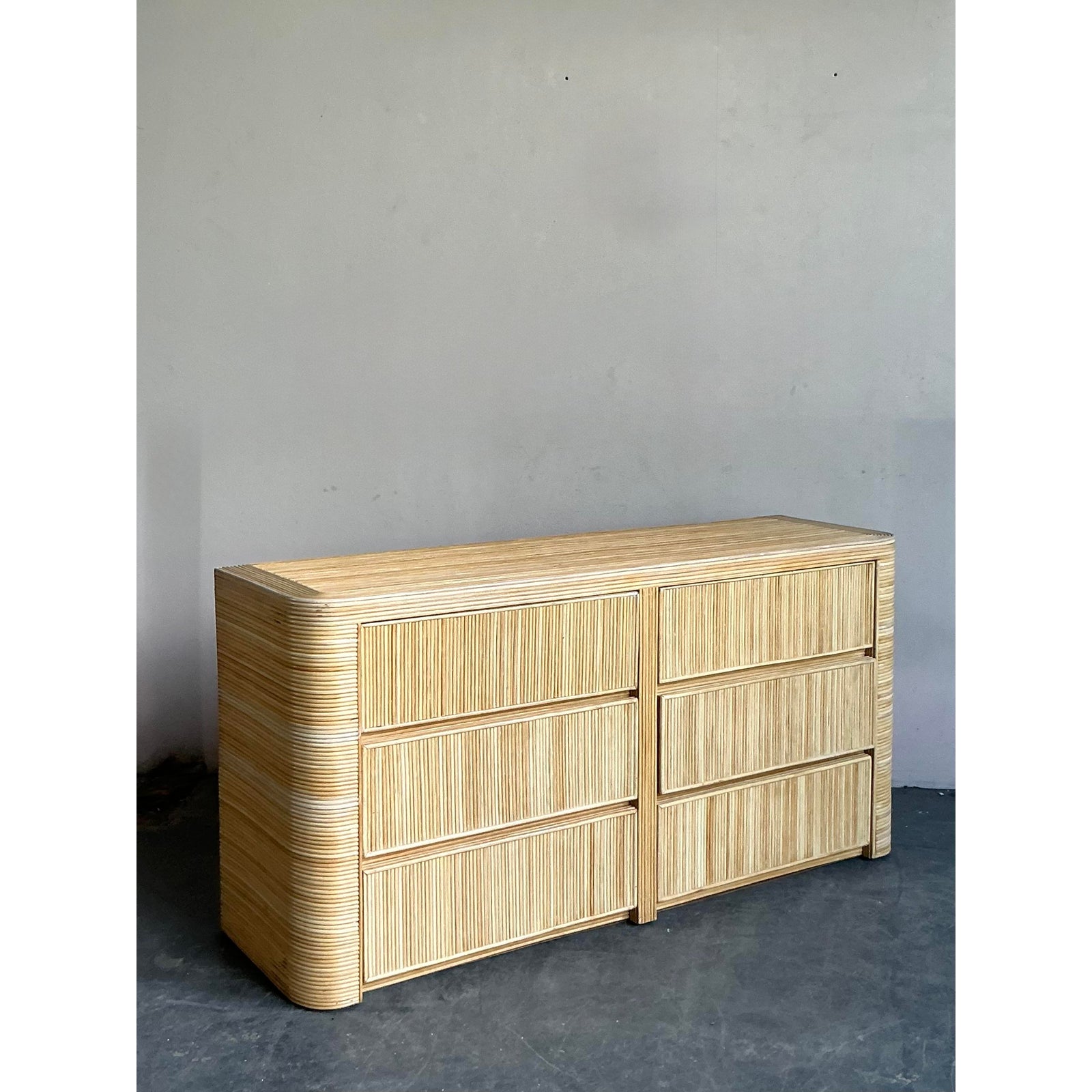 Vintage Coastal Reed Six Drawer Dresser - Detail view