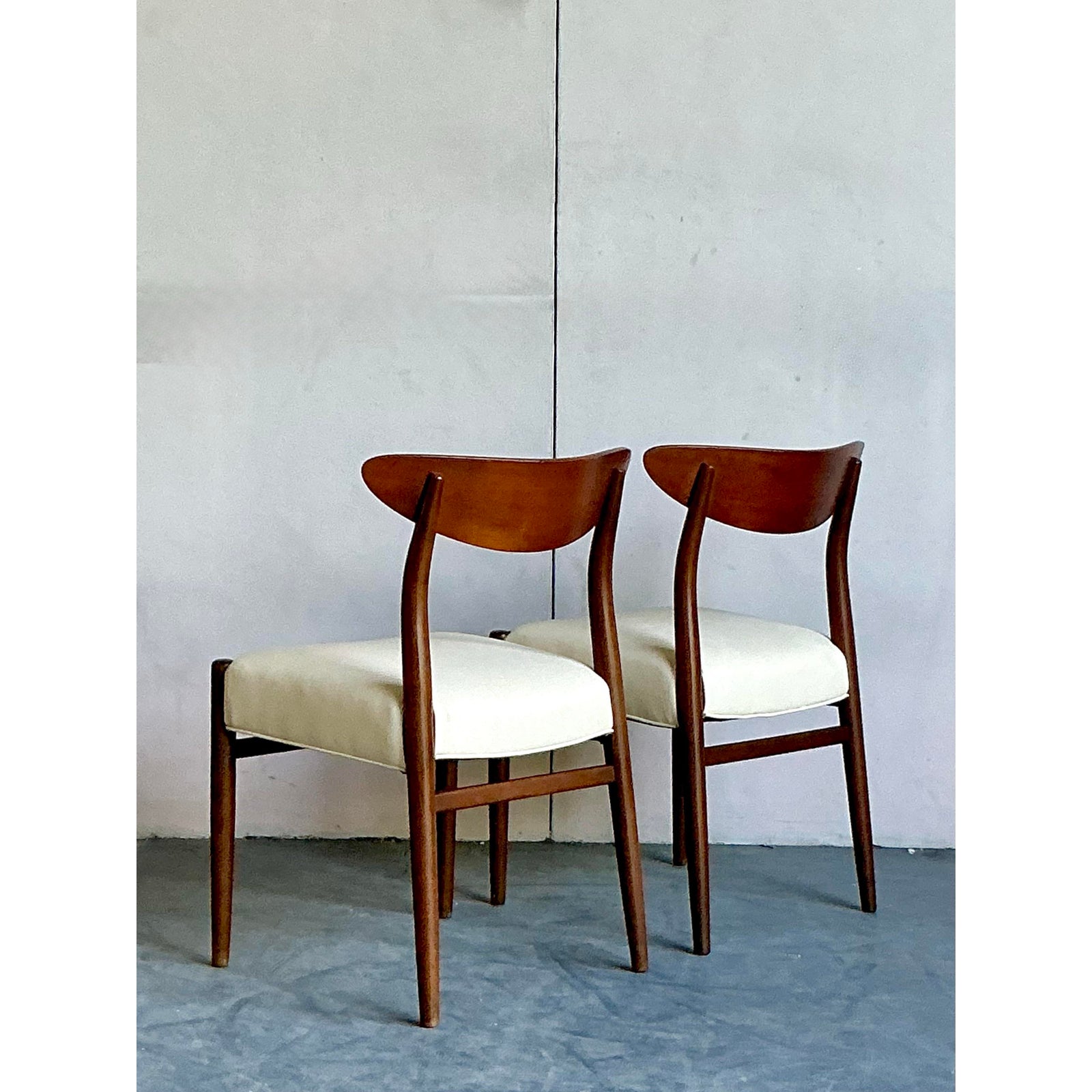 Vintage Mid-Century Modern Blade Back Dining Chairs - A Pair - Back view