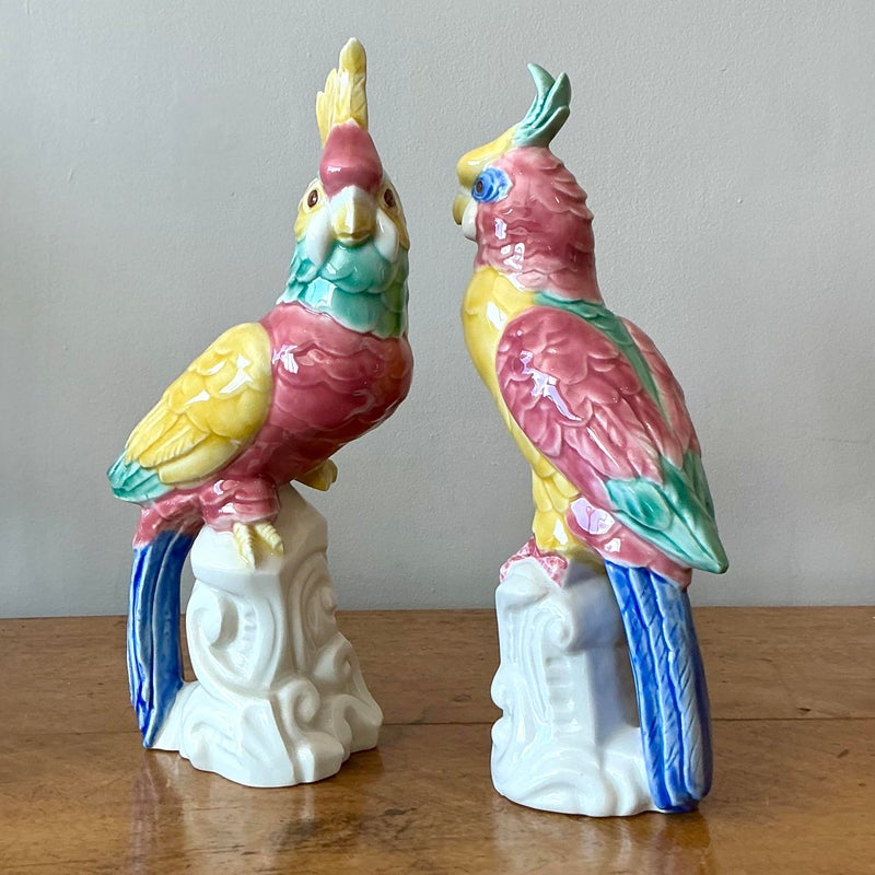 Vintage Regency Hand Painted Glazed Ceramic Birds - Set of 2 - Detail view