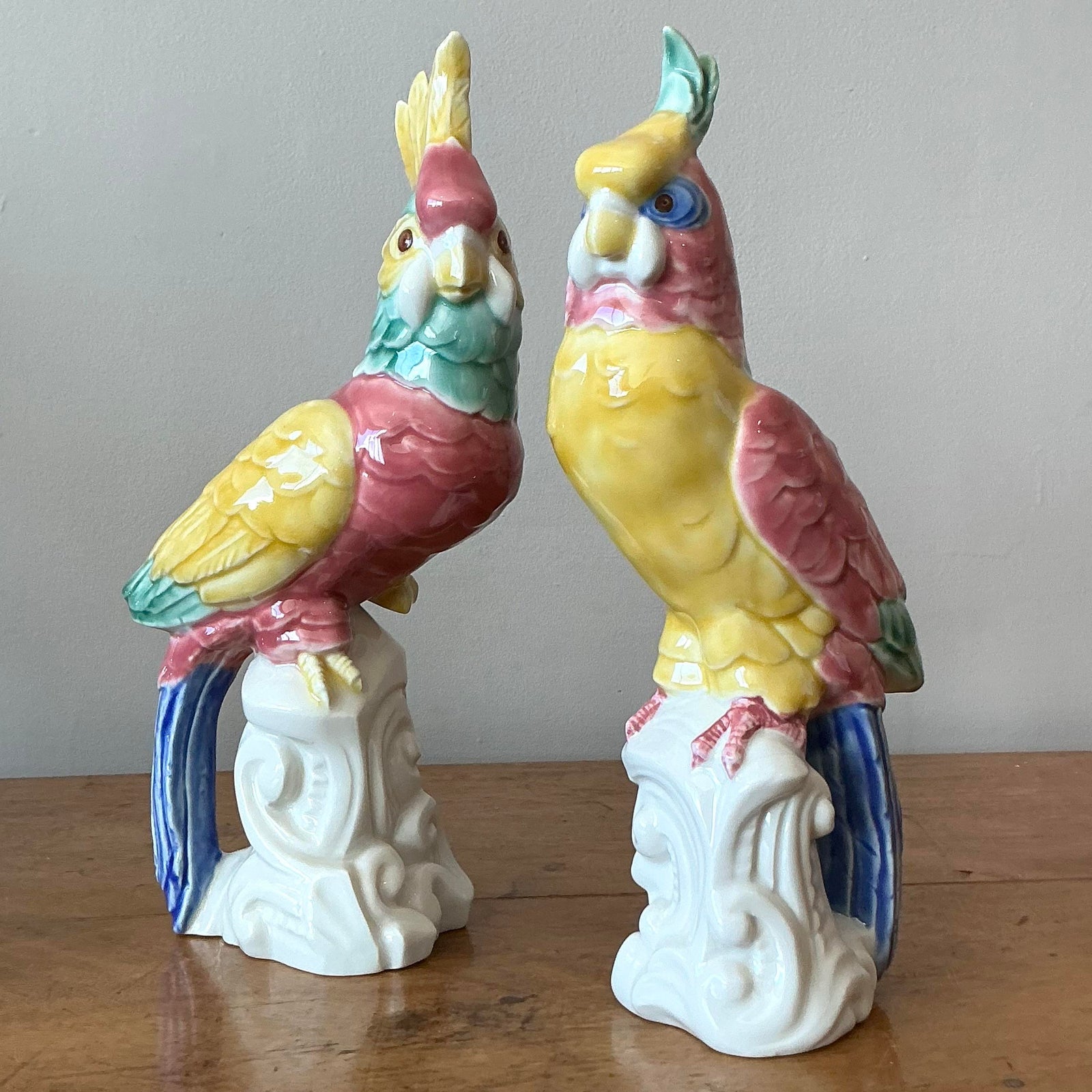 Vintage Regency Hand Painted Glazed Ceramic Birds - Set of 2 - Back view