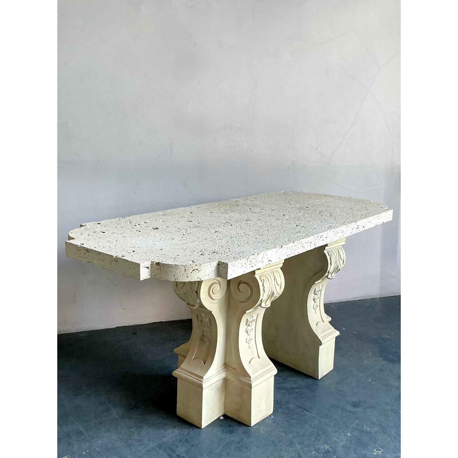 Vintage Regency Coquina Console Table - Detail view