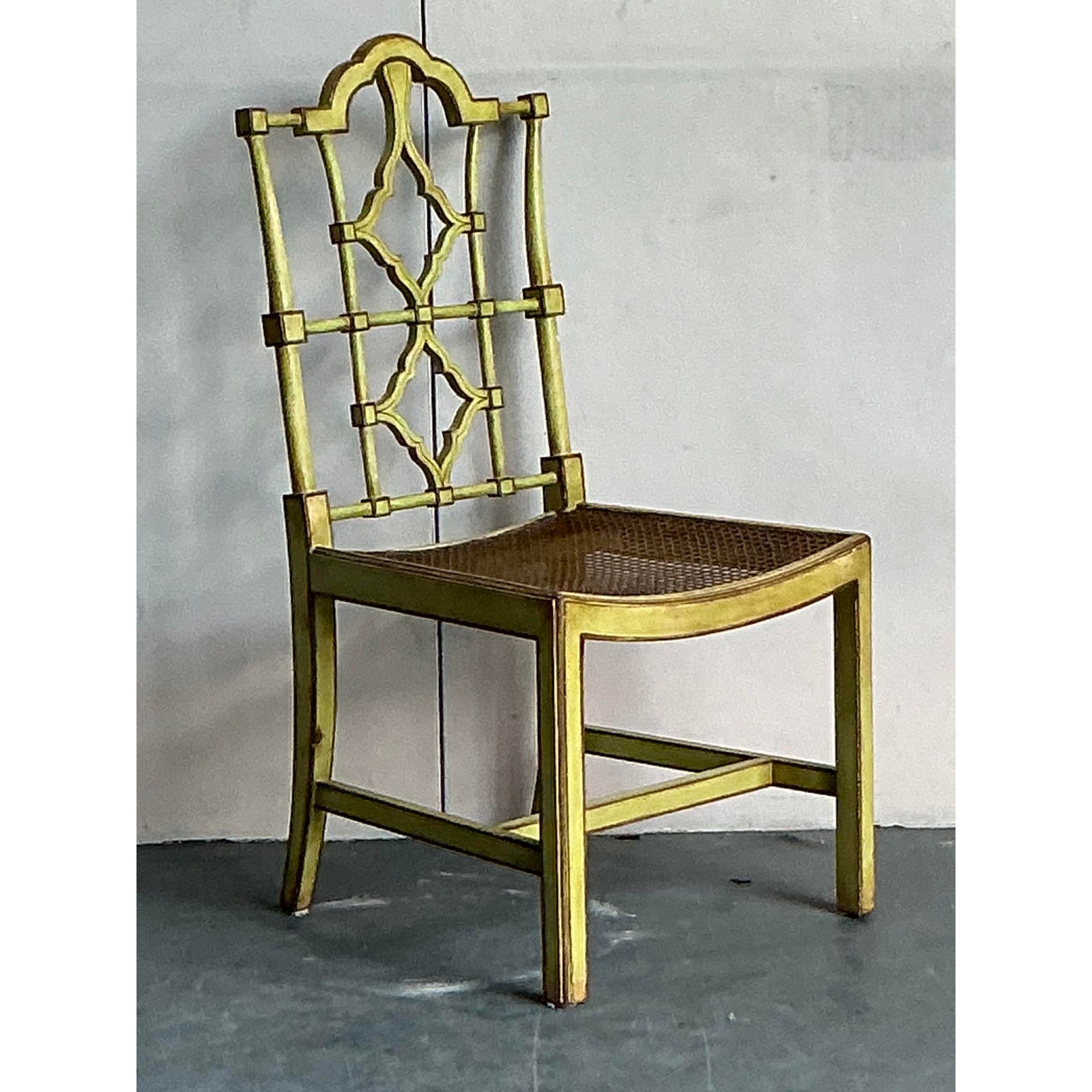 Vintage Regency Patina Pagoda Chair - Detail view