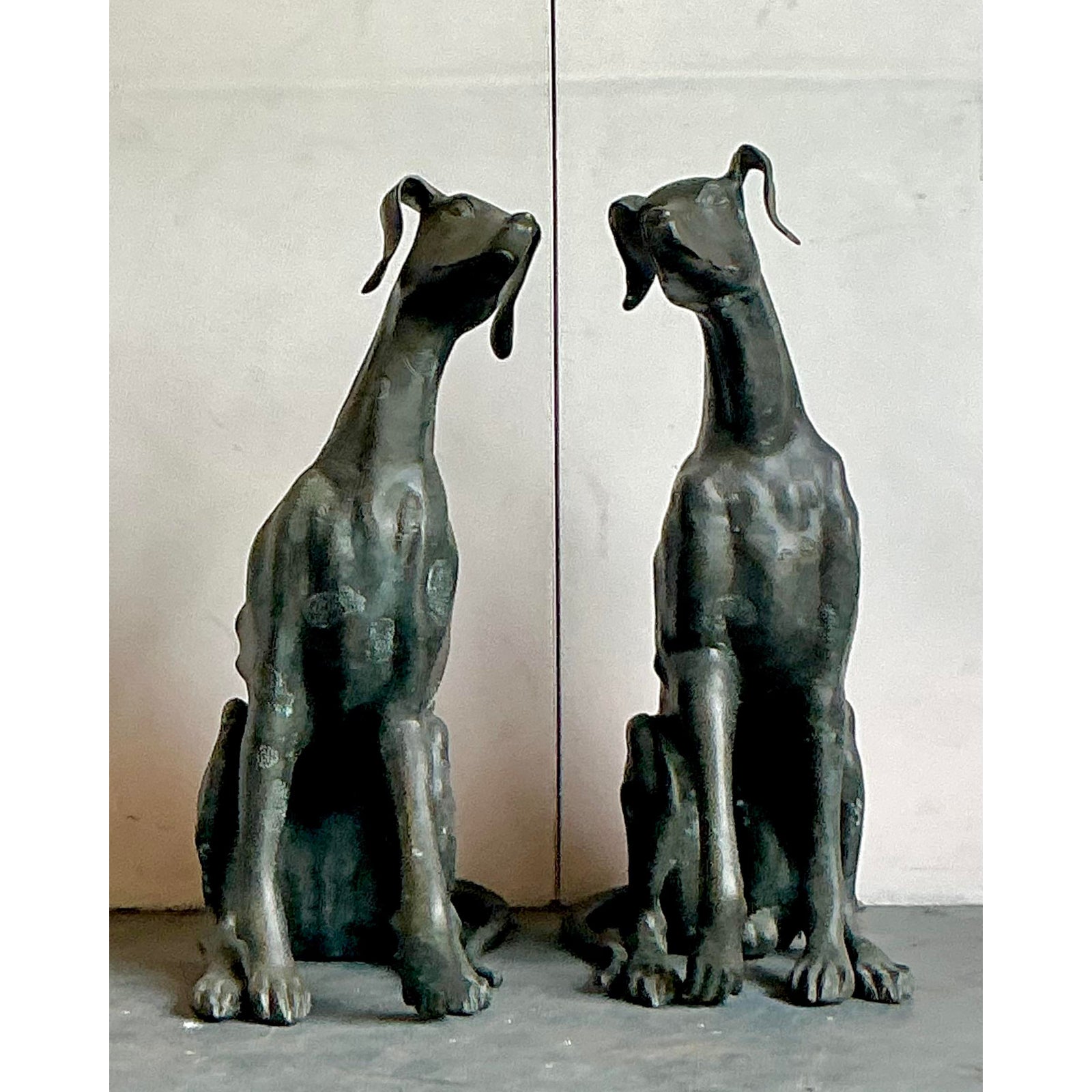 Vintage Boho Monumental Cast Bronze Dogs - A Pair - Top view