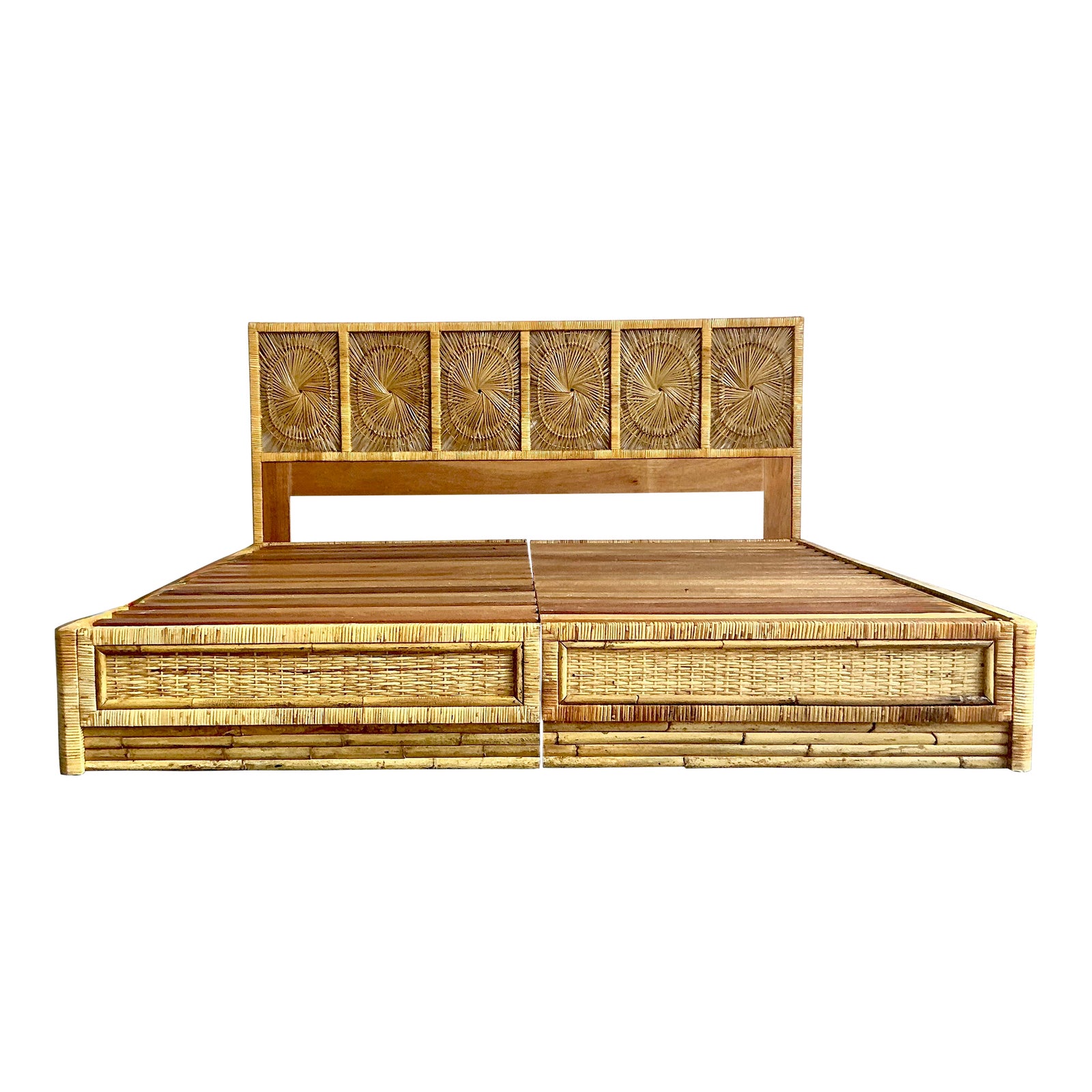 Vintage Coastal Sunburst Rattan King Platform Bed