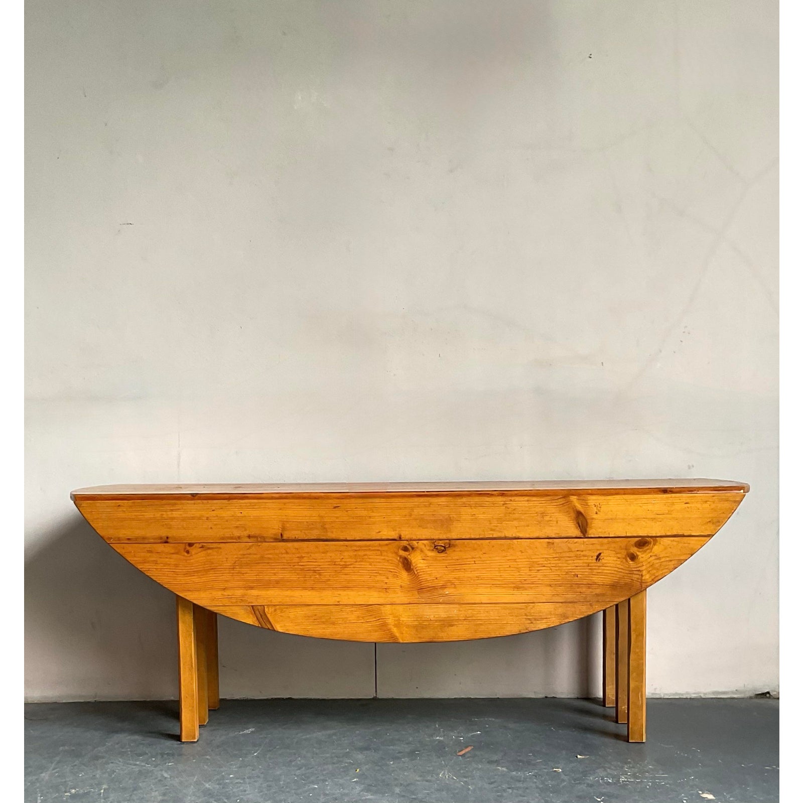 Vintage Boho Baker Milling Road Drop Leaf Table - Detail view