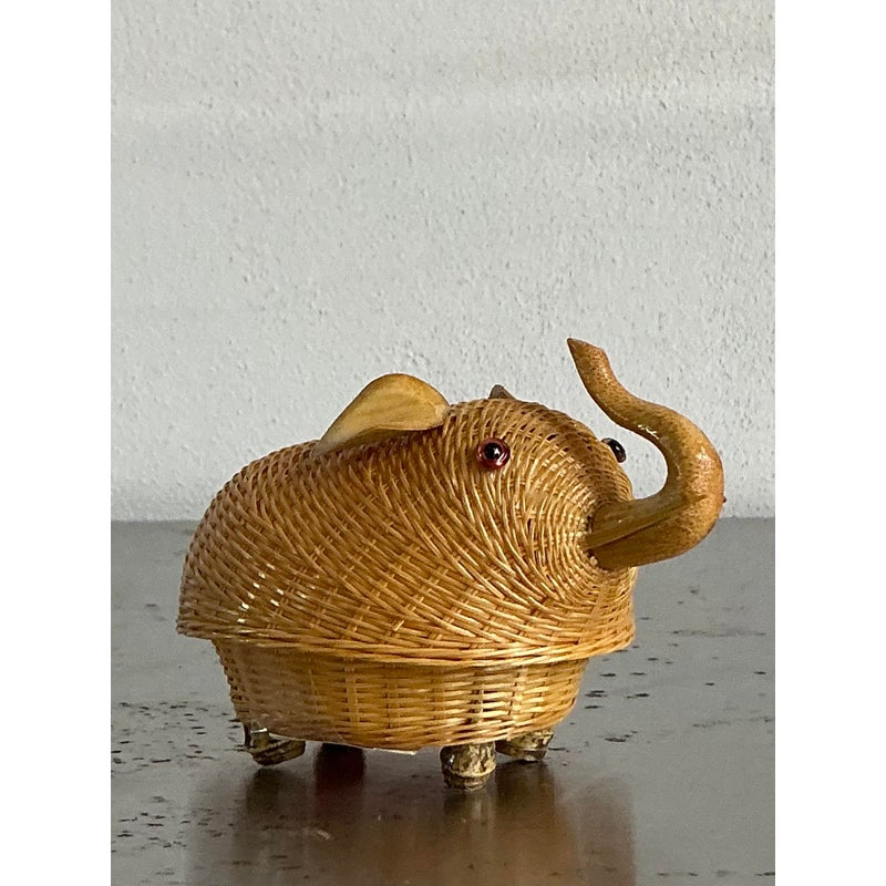 Vintage Shanghai Handicrafts Little Elephant Basket - Back view