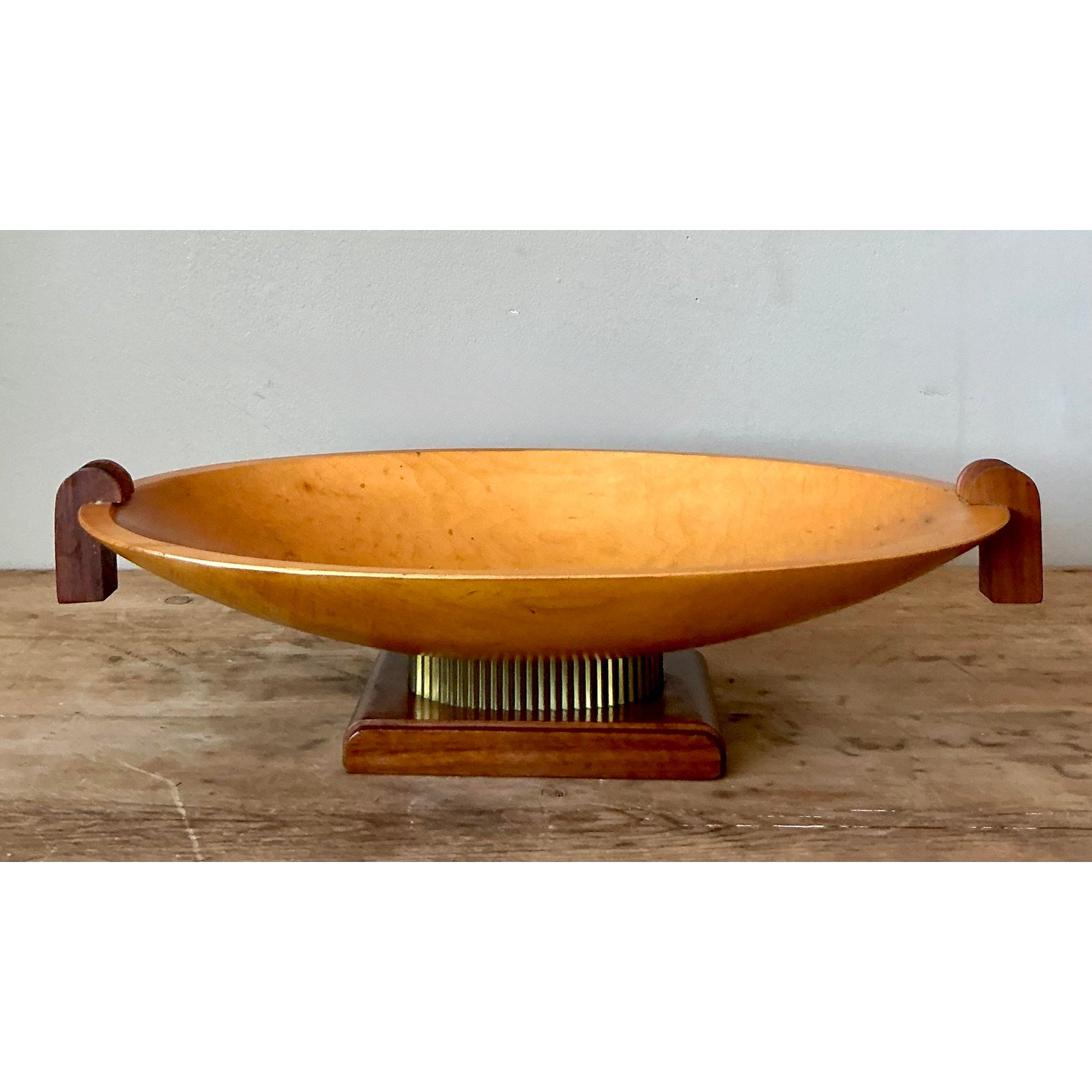 Vintage Postmodern Carved Wooden Centerpiece Bowl - Detail view