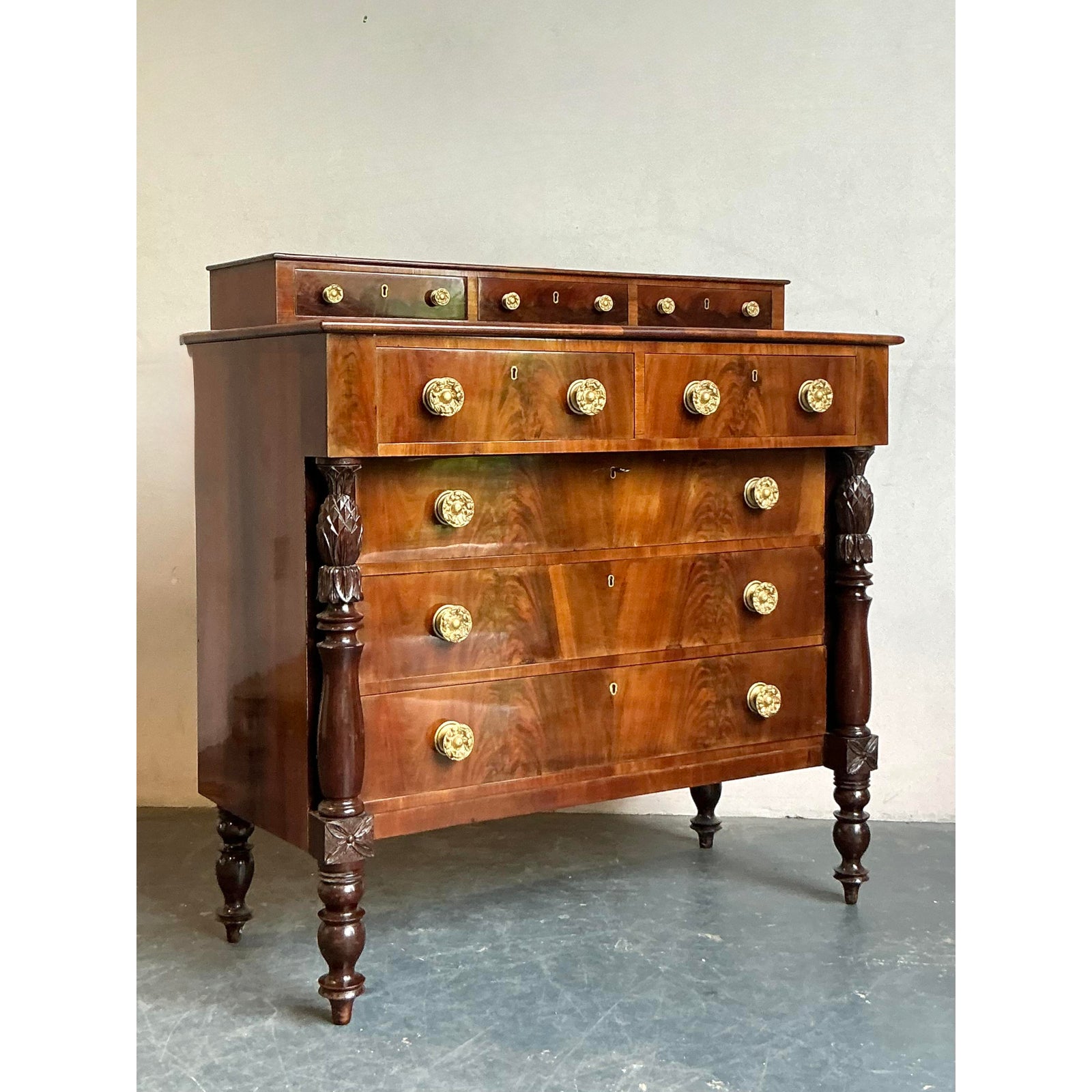 Vintage Federal Flame Mahogany Chest of Drawers - Side view