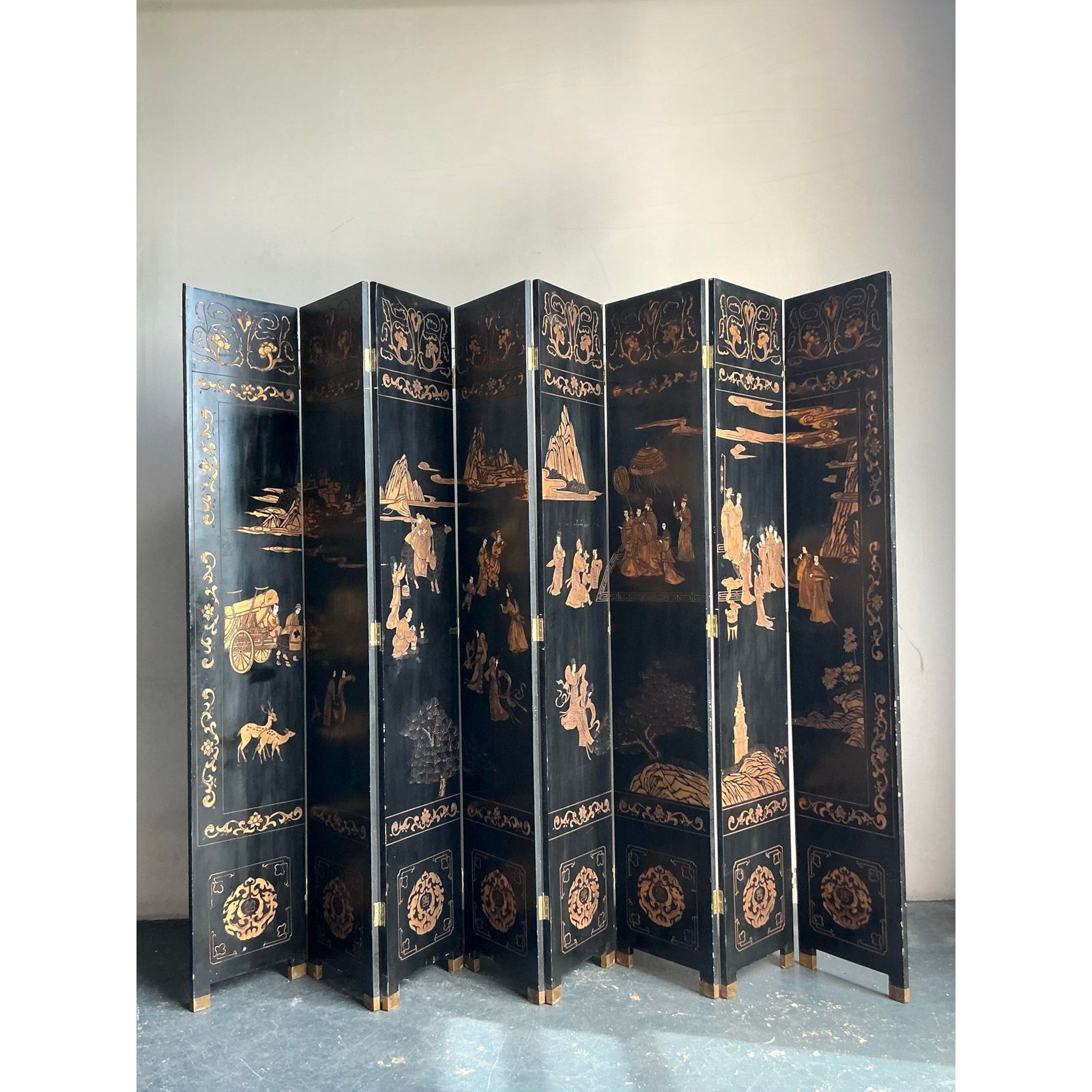 Vintage Asian Monumental 8 Panel Coromandel Screen - Side view