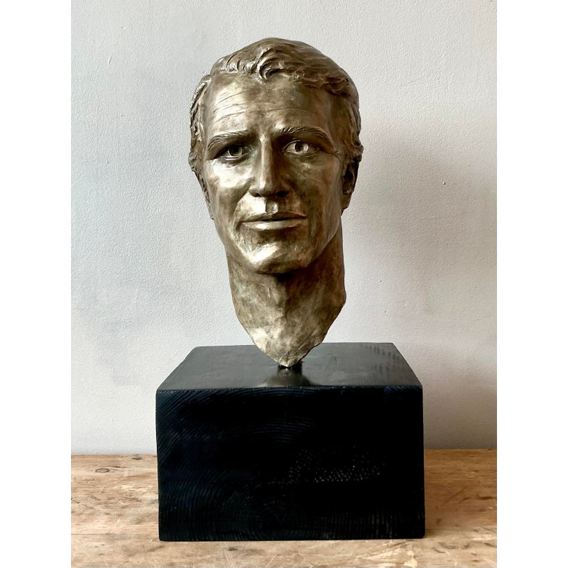 Vintage Boho Original Cast Bronze Bust of Paul Newman - Detail view