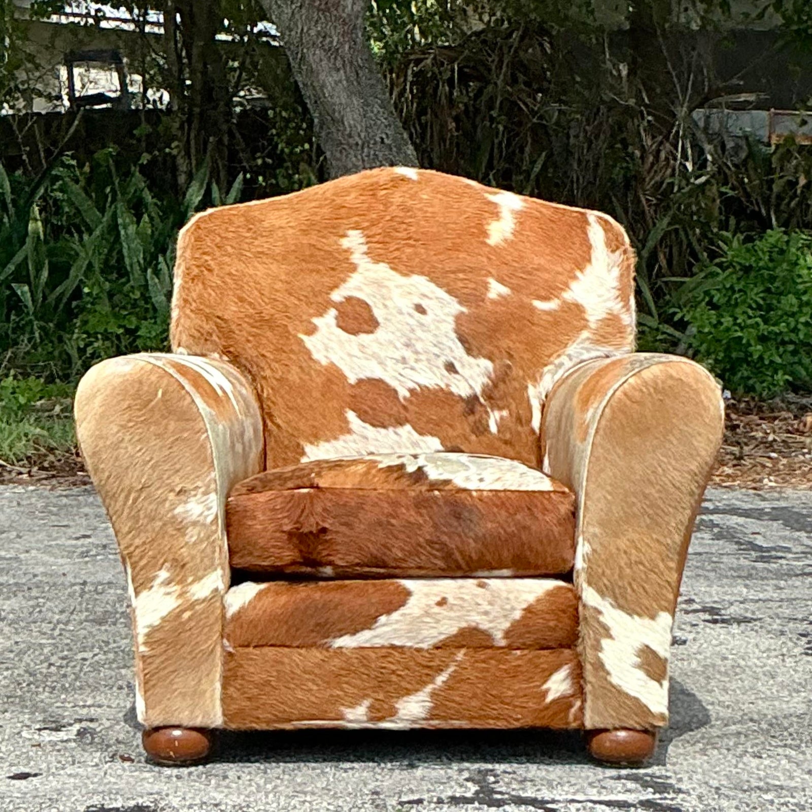 Vintage Boho Cowhide Roll Arm Lounge Chair - Detail view