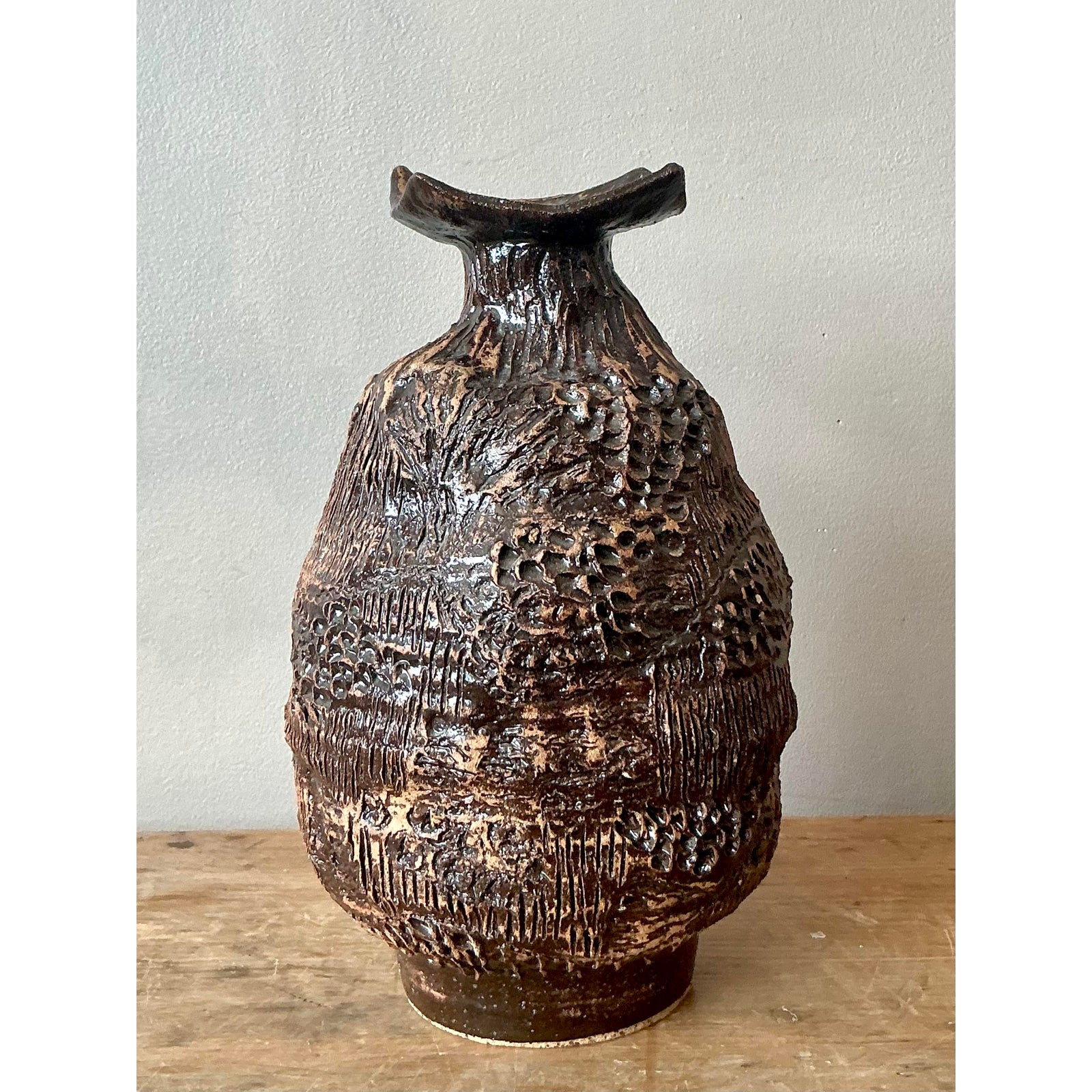 Vintage Boho Original Studio Pottery Vase - Detail view