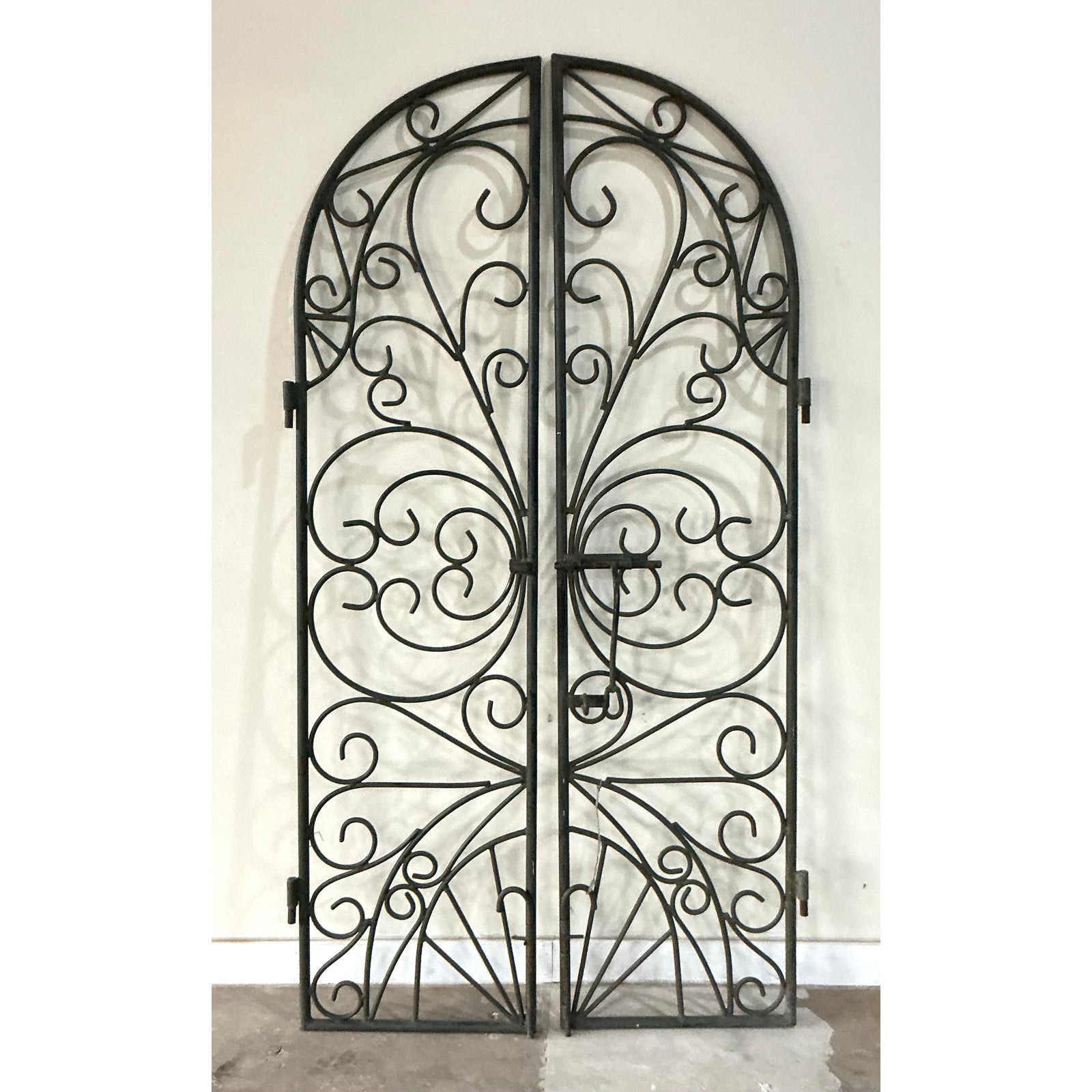 Vintage Boho Wrought Iron Gates - Set of 2 - Detail view