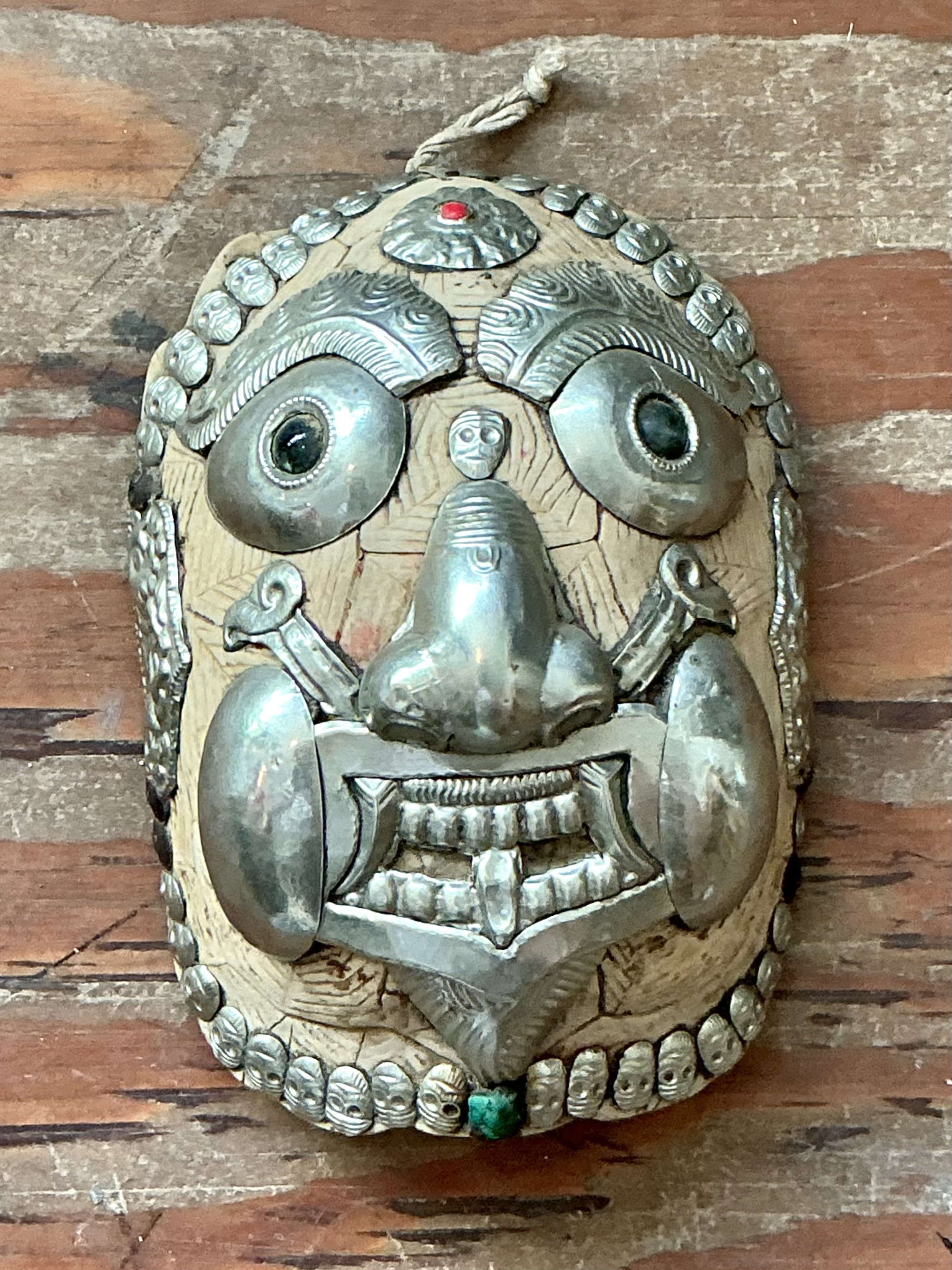 Vintage Boho Tibetan Kapqla Turtle Shell Mask - Detail view