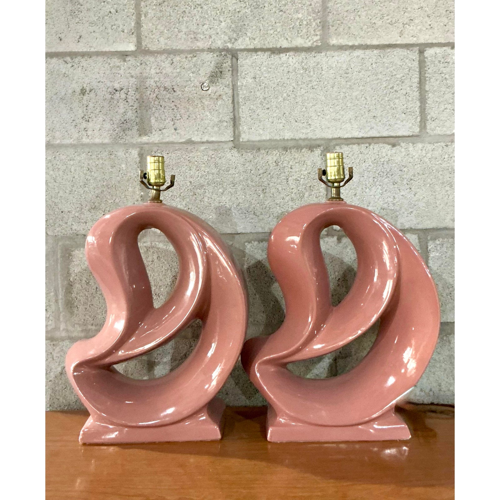 Vintage MCM Abstract Glazed Ceramic Lamps - A Pair - Detail view