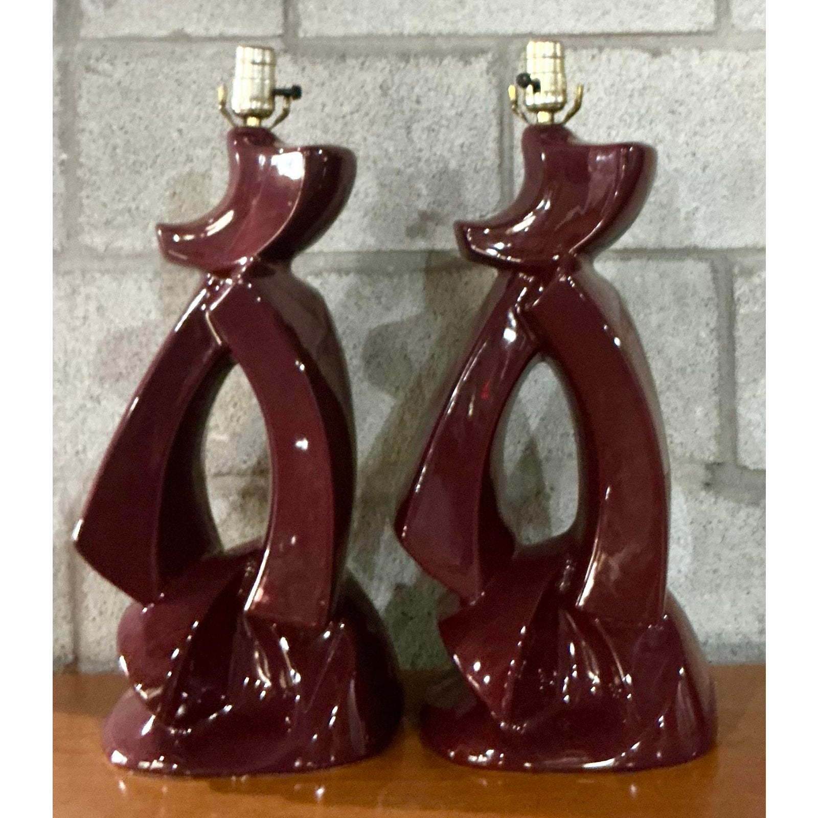 Vintage MCM Abstract Glazed Ceramic Lamps - A Pair - Back view