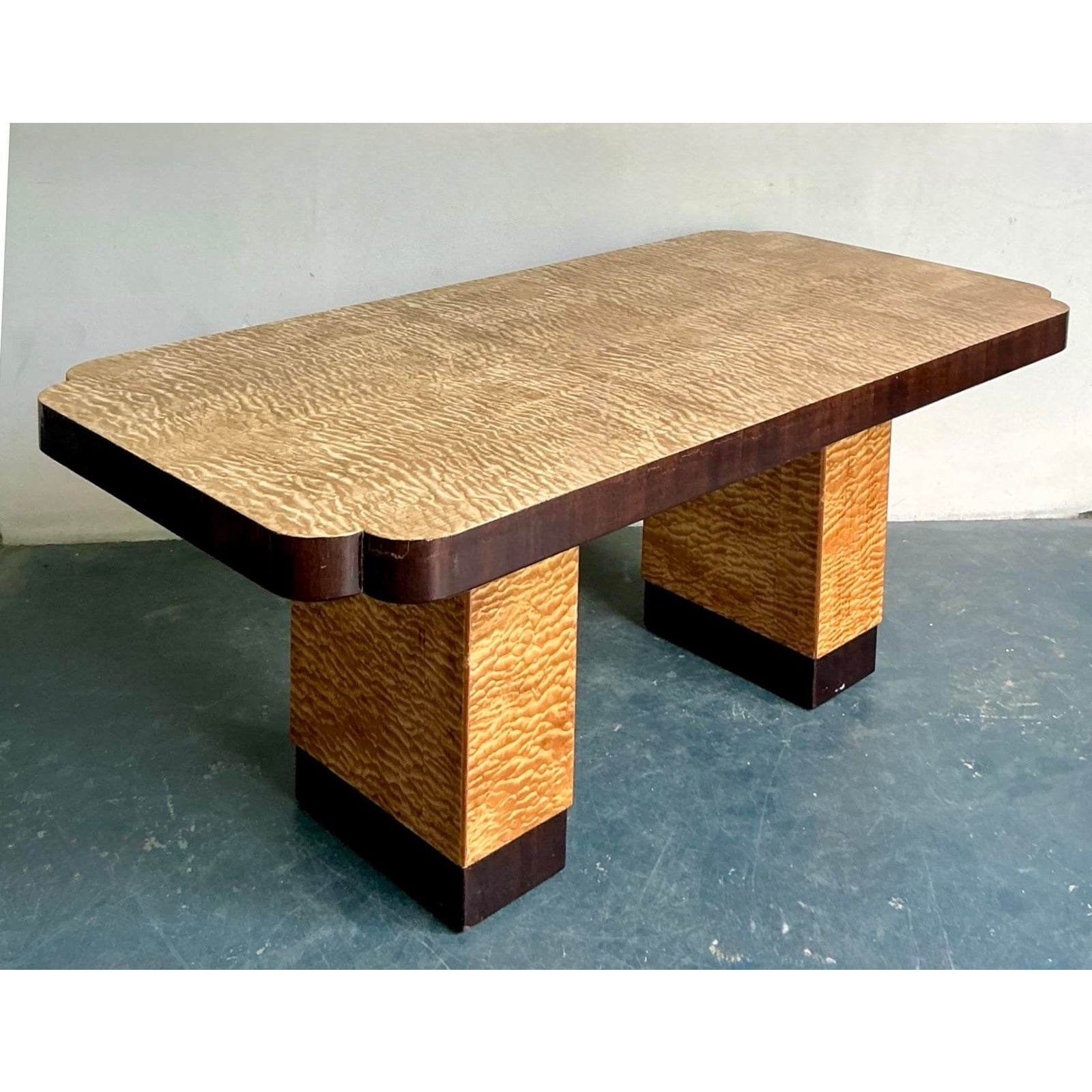 Vintage Boho Notched Burl Wood Dining Table - Detail view