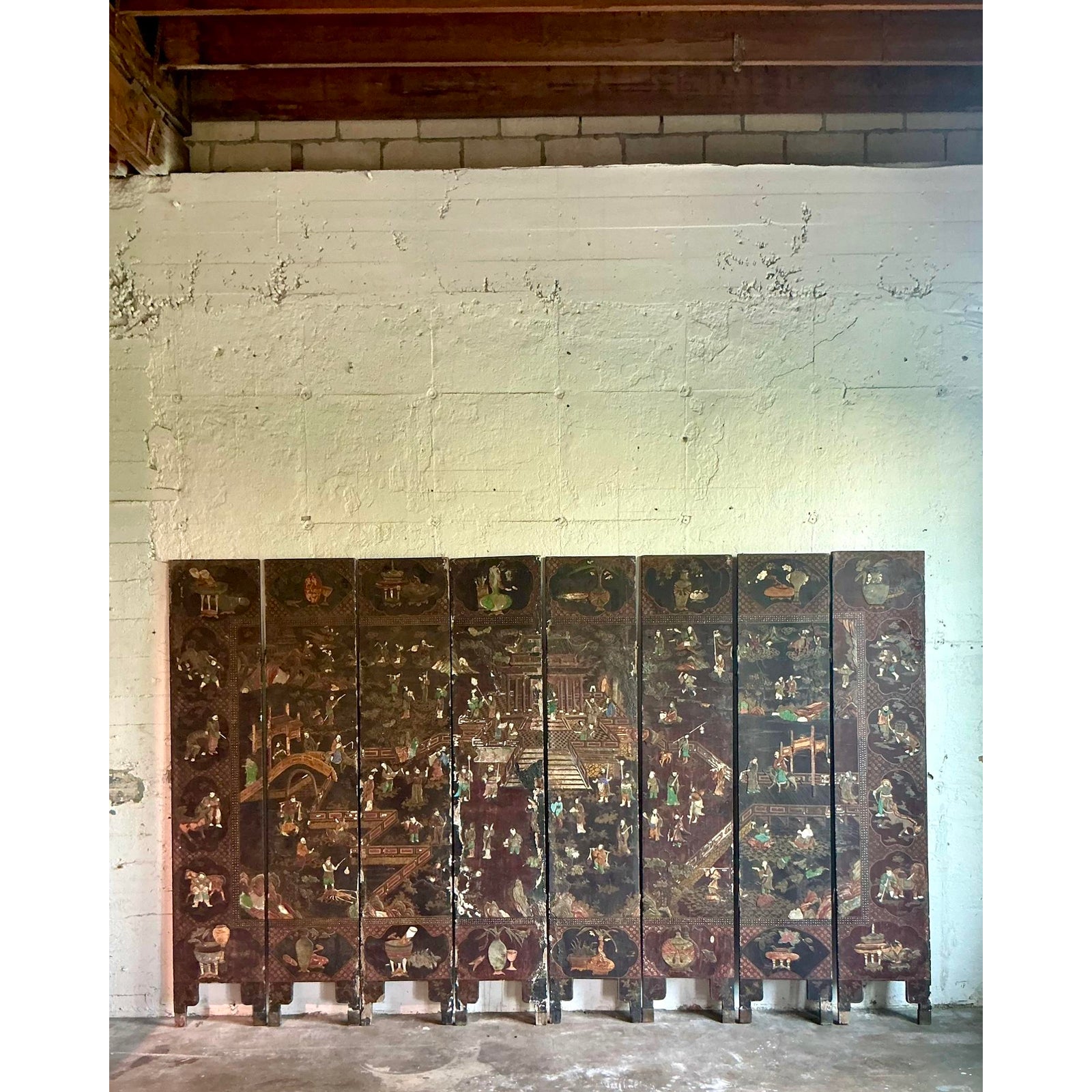 Vintage Asian 19th Century 8 Panel Coromandel Screen - Side view